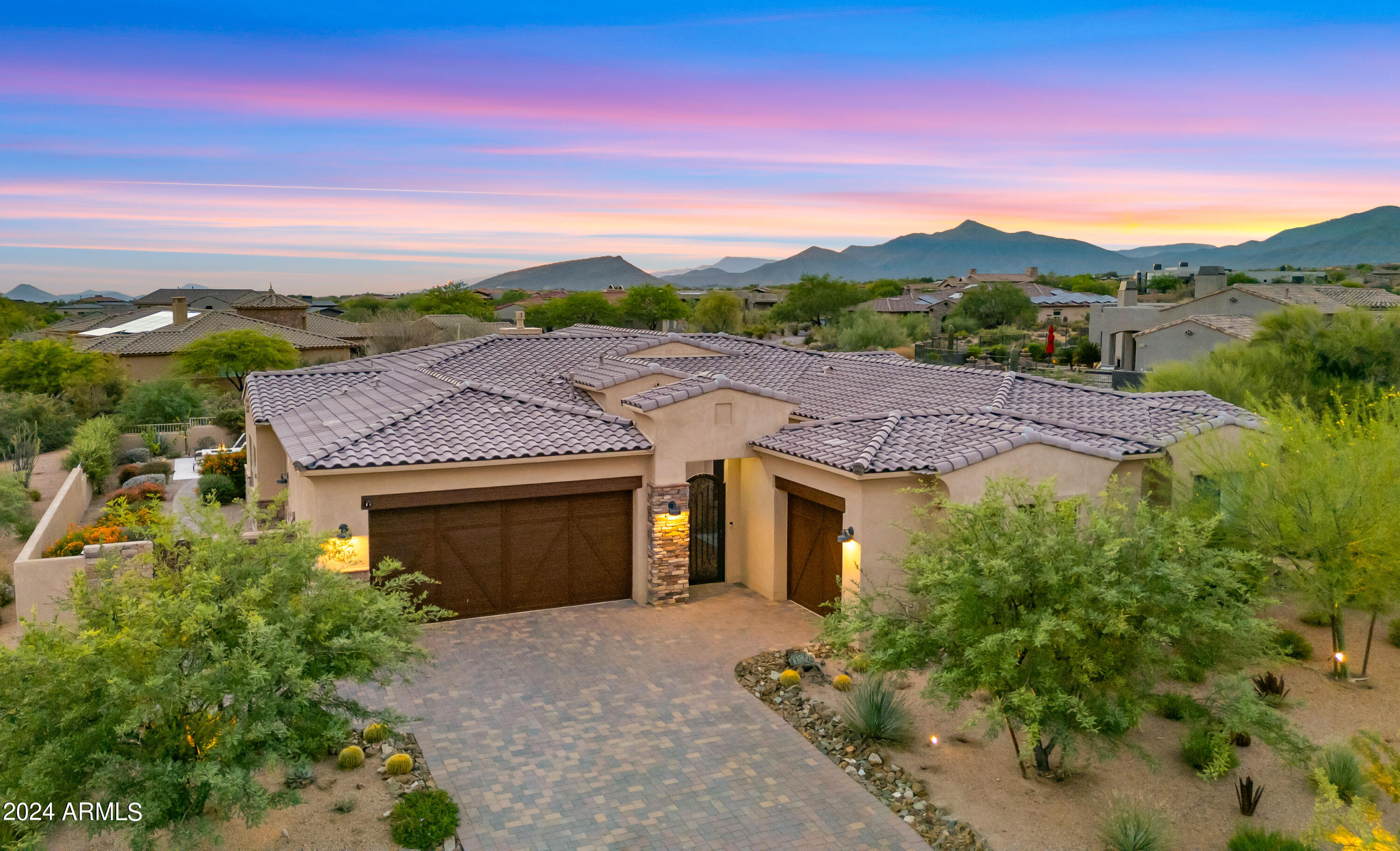 37336 N BOULDER VIEW Drive