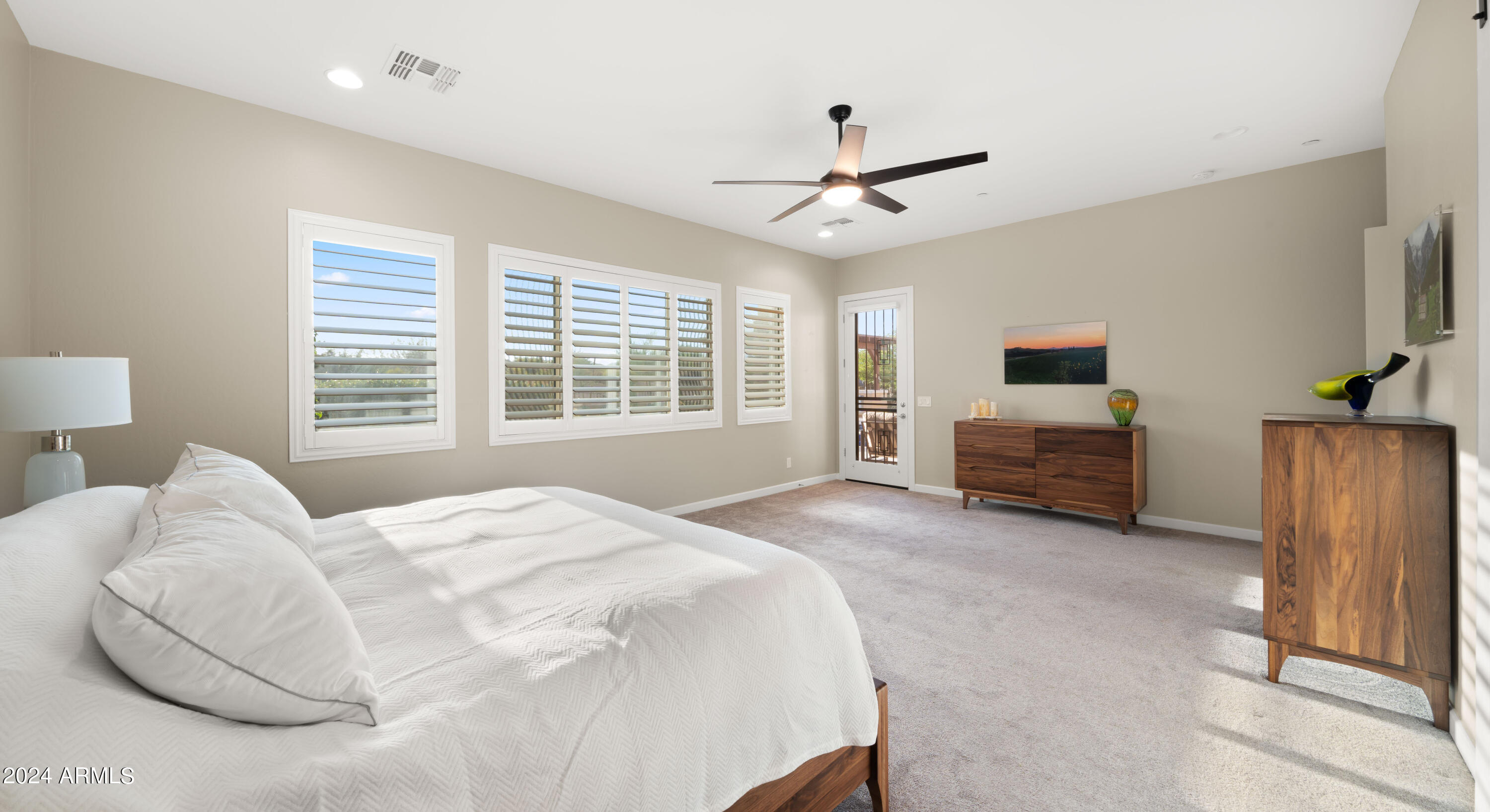 37336 N BOULDER VIEW Drive