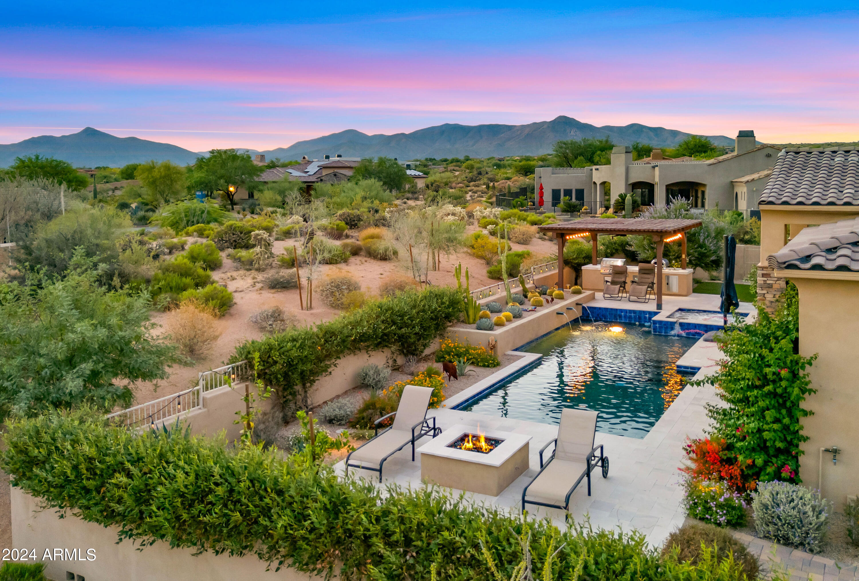 37336 N BOULDER VIEW Drive