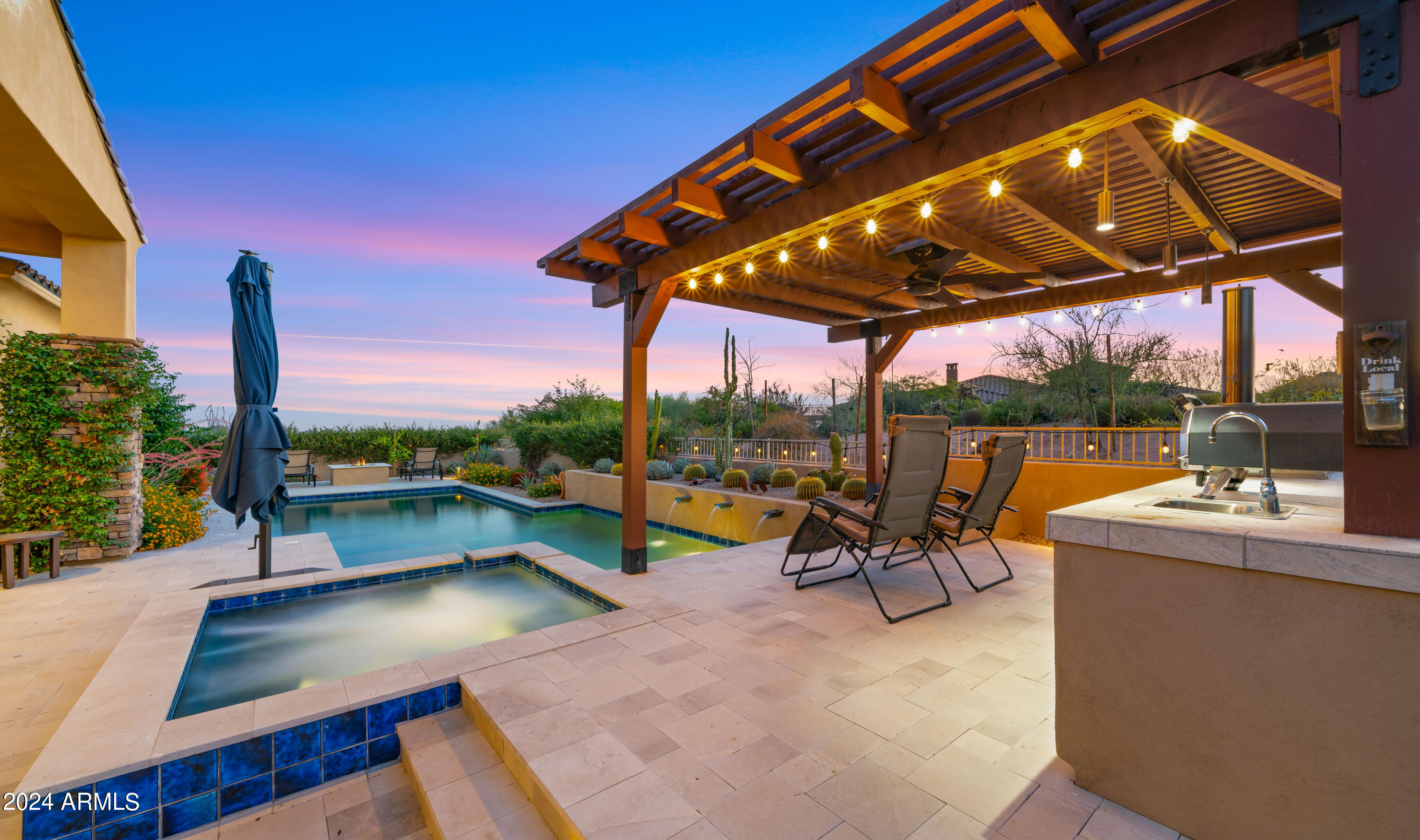 37336 N BOULDER VIEW Drive