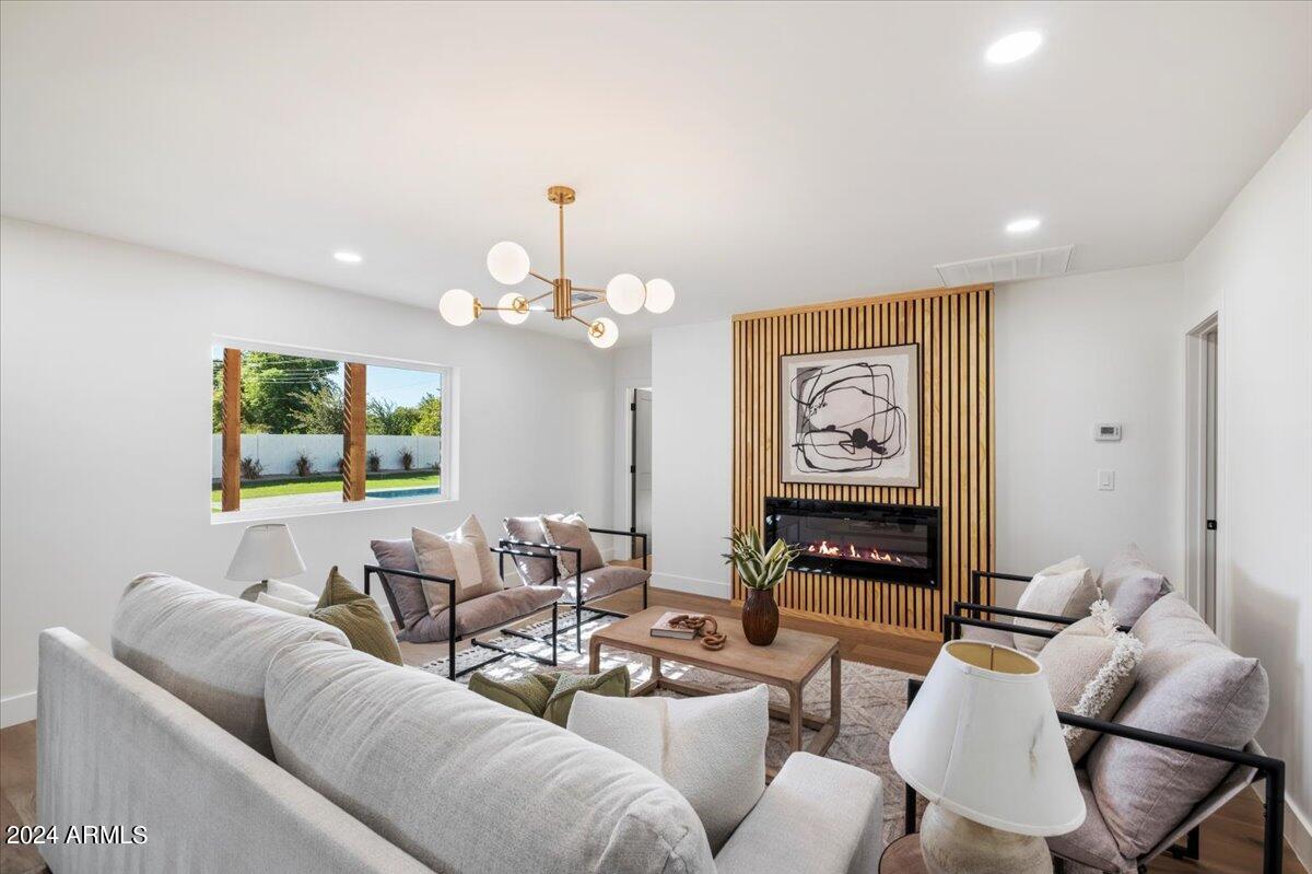 5558 E Lafayette Boulevard