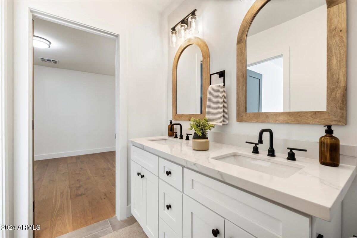 5558 E Lafayette Boulevard