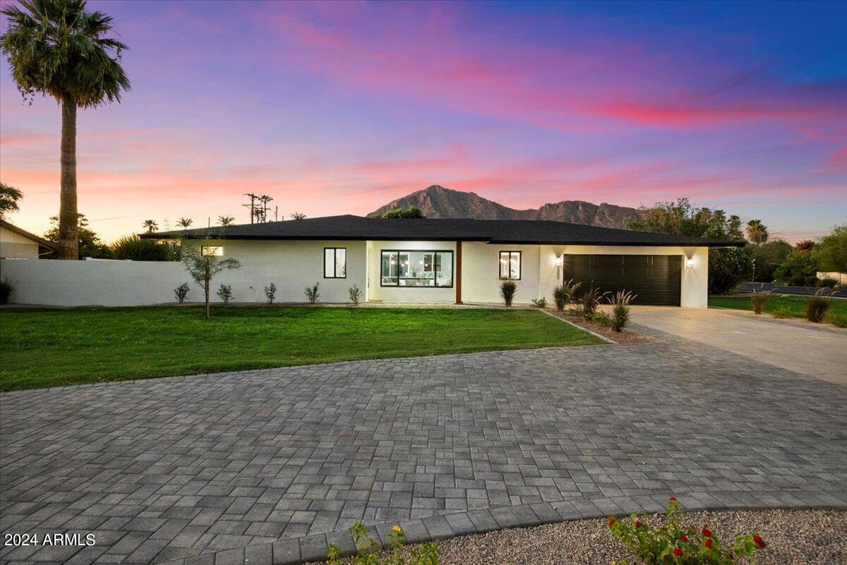 5558 E Lafayette Boulevard