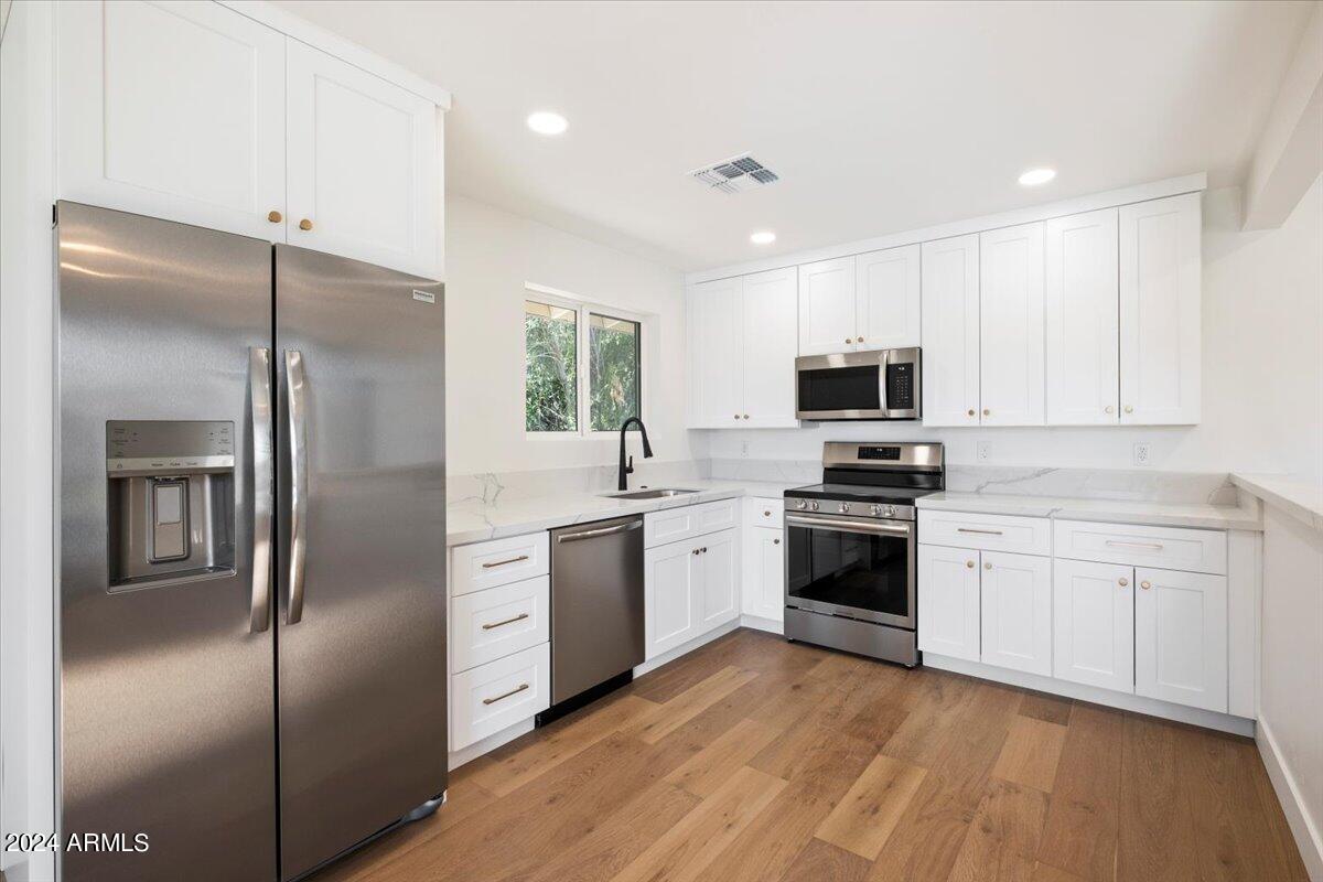 5558 E Lafayette Boulevard