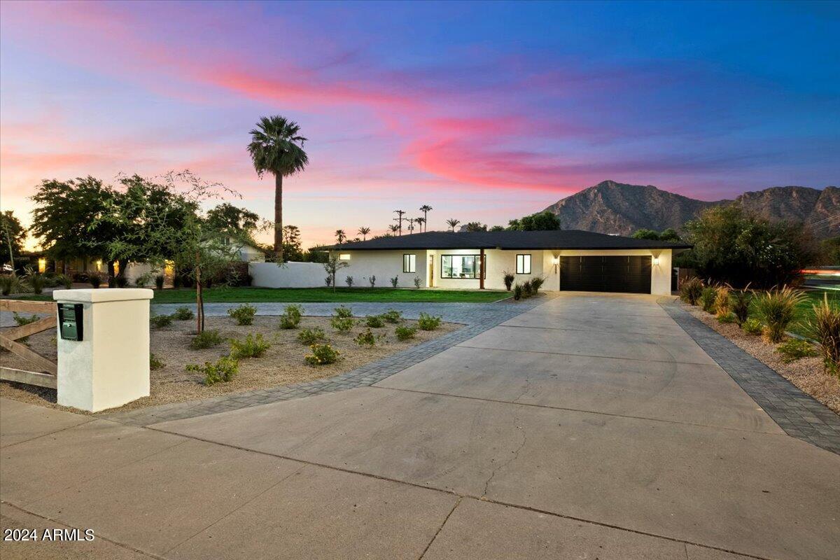 5558 E Lafayette Boulevard