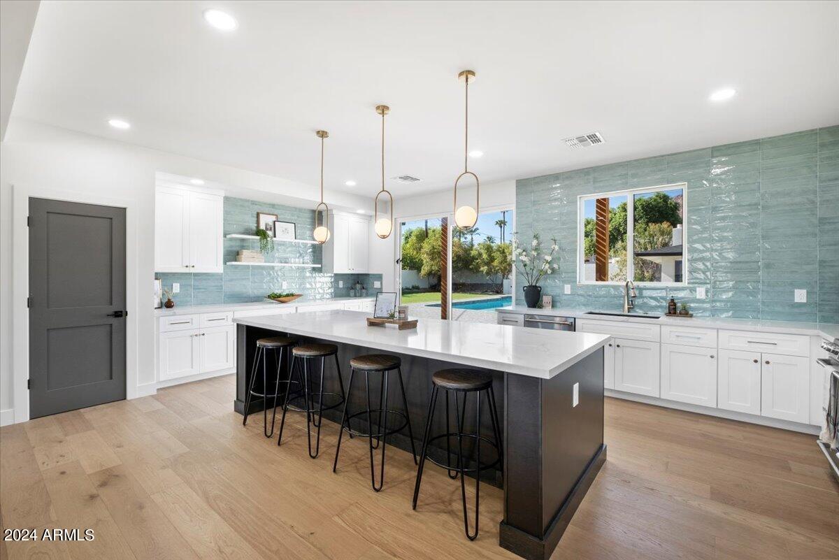 5558 E Lafayette Boulevard