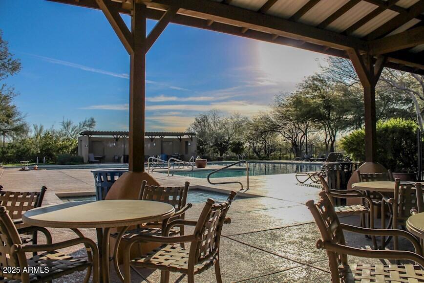 2425 W BRONCO BUTTE Trail # 2017