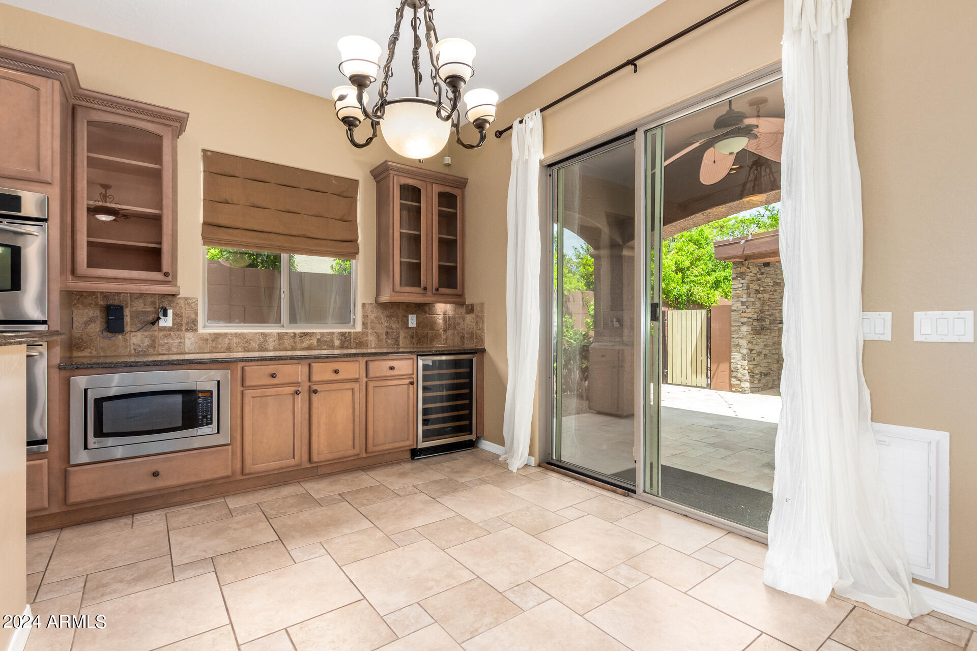 3658 E LOS GATOS Drive