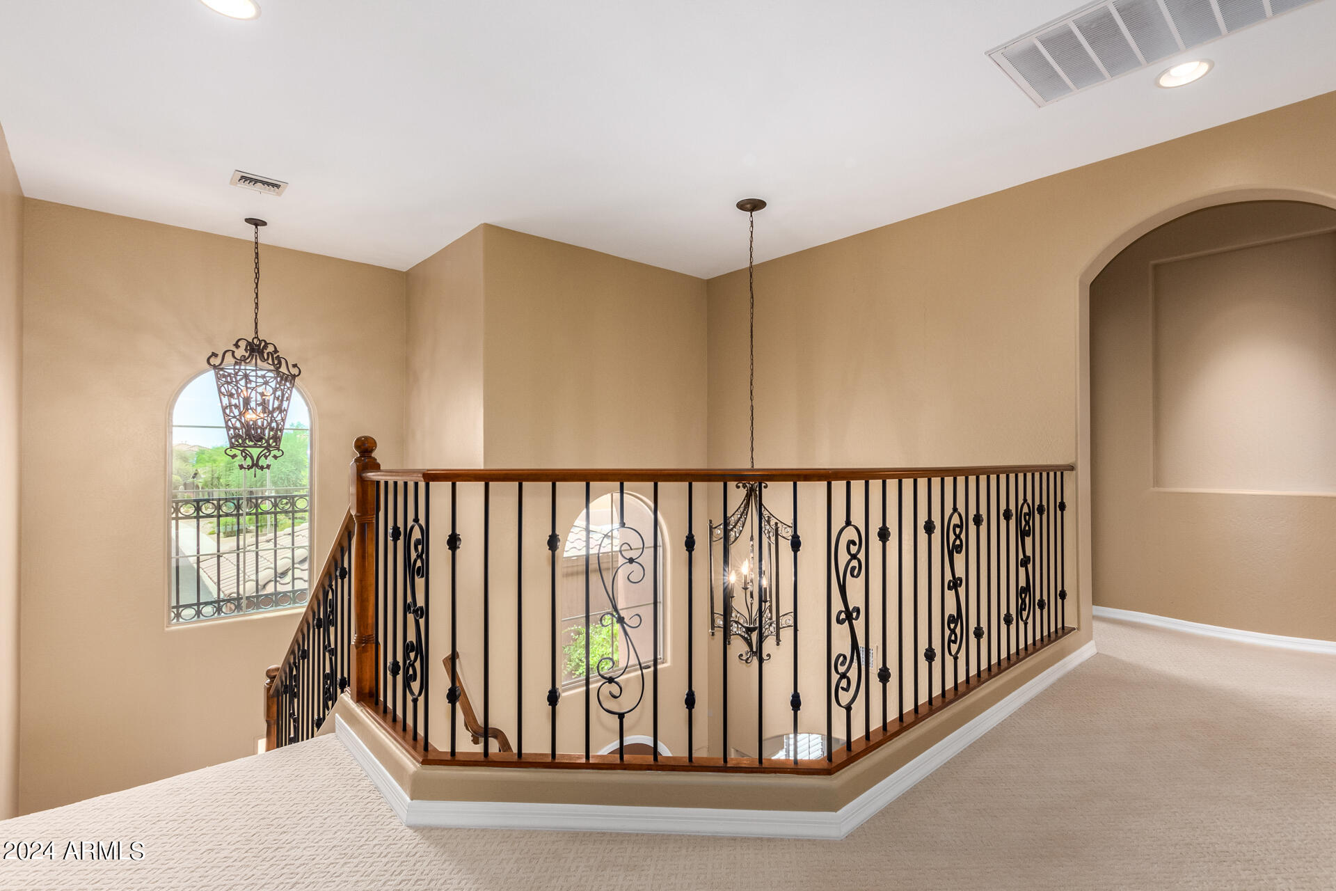 3658 E LOS GATOS Drive