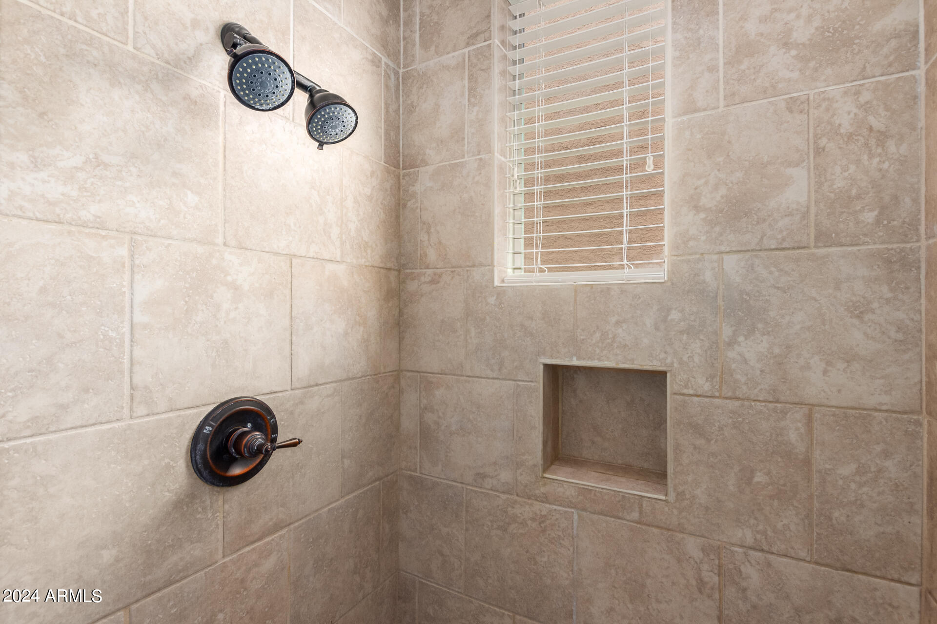 3658 E LOS GATOS Drive