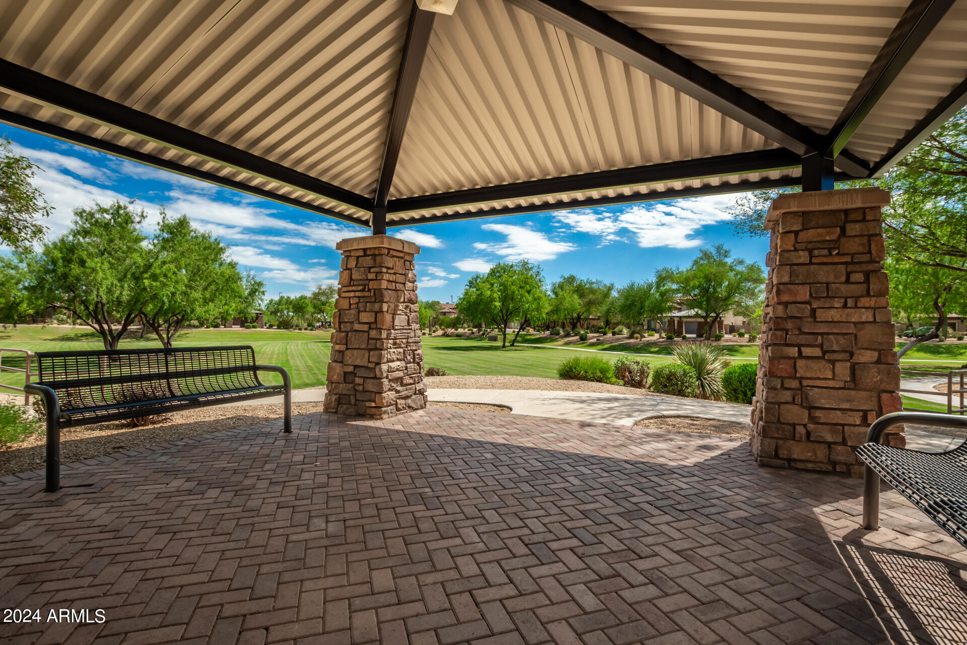 3658 E LOS GATOS Drive