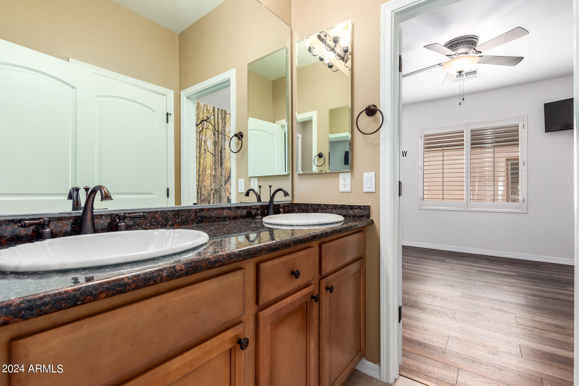 3658 E LOS GATOS Drive