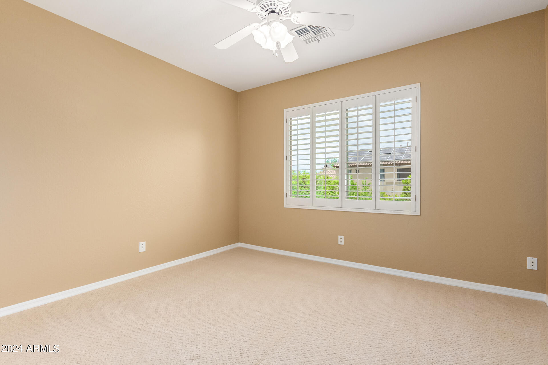 3658 E LOS GATOS Drive