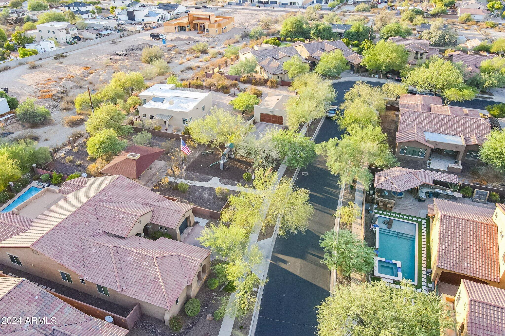 2310 E WINSTON Drive