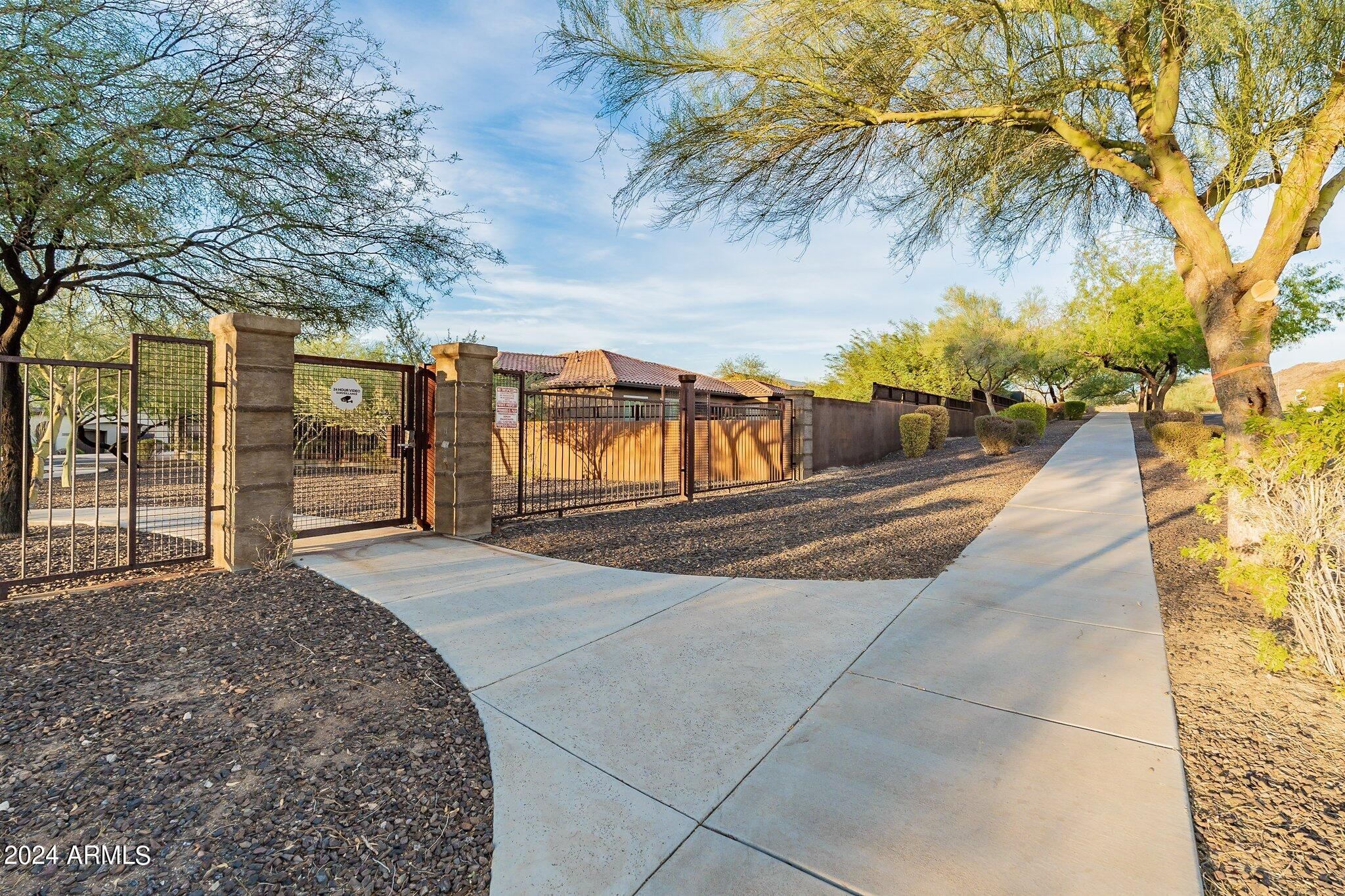 2310 E WINSTON Drive