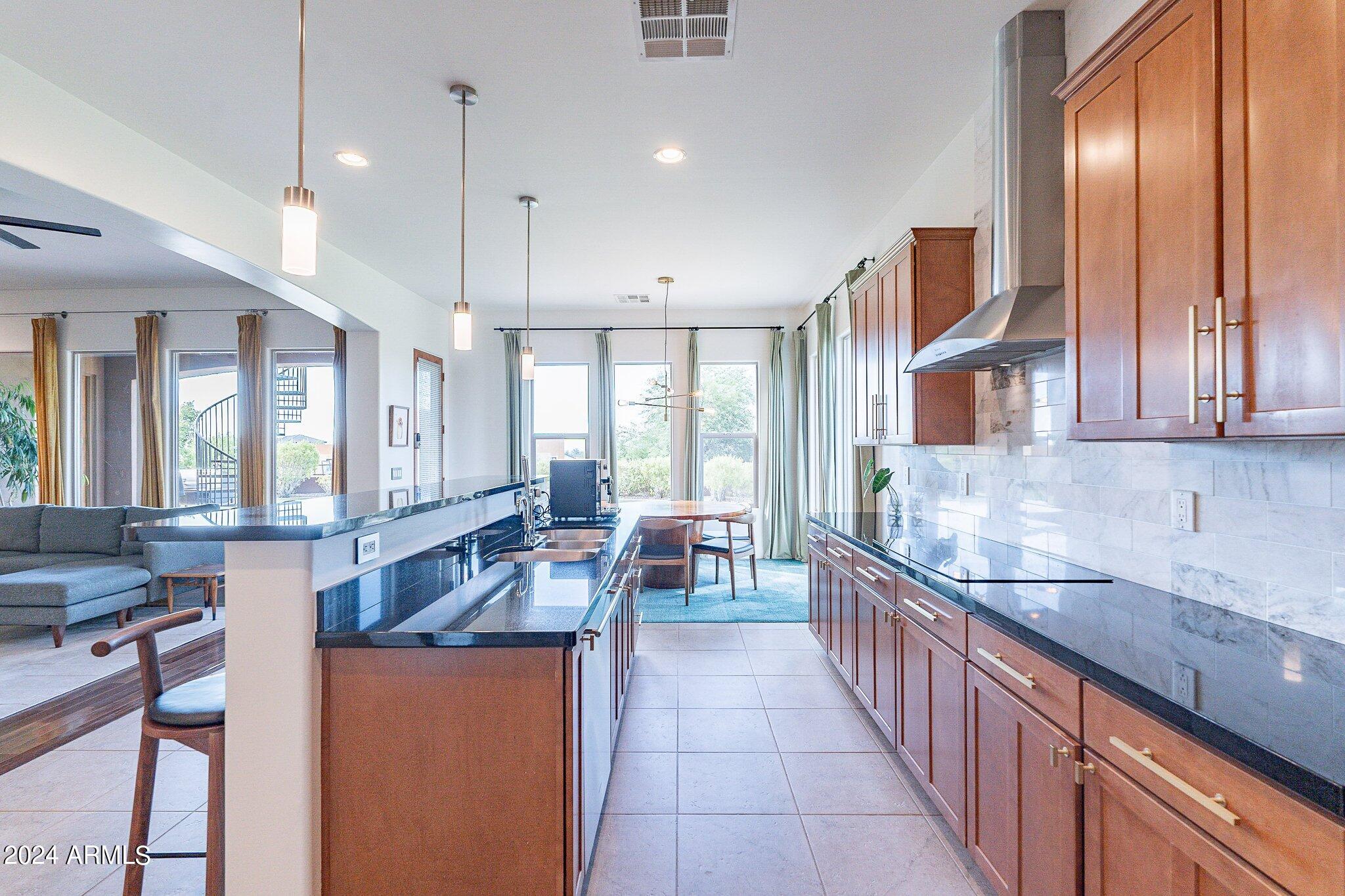 2310 E WINSTON Drive