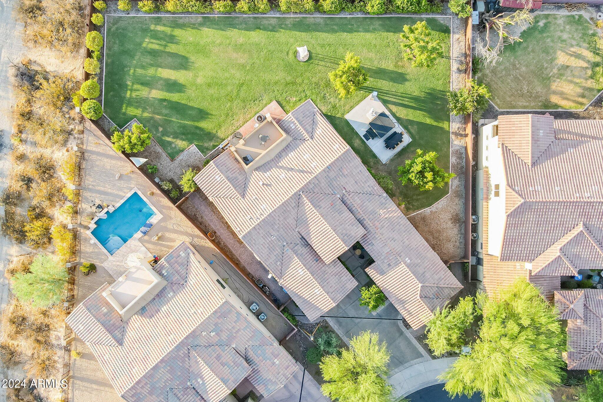 2310 E WINSTON Drive