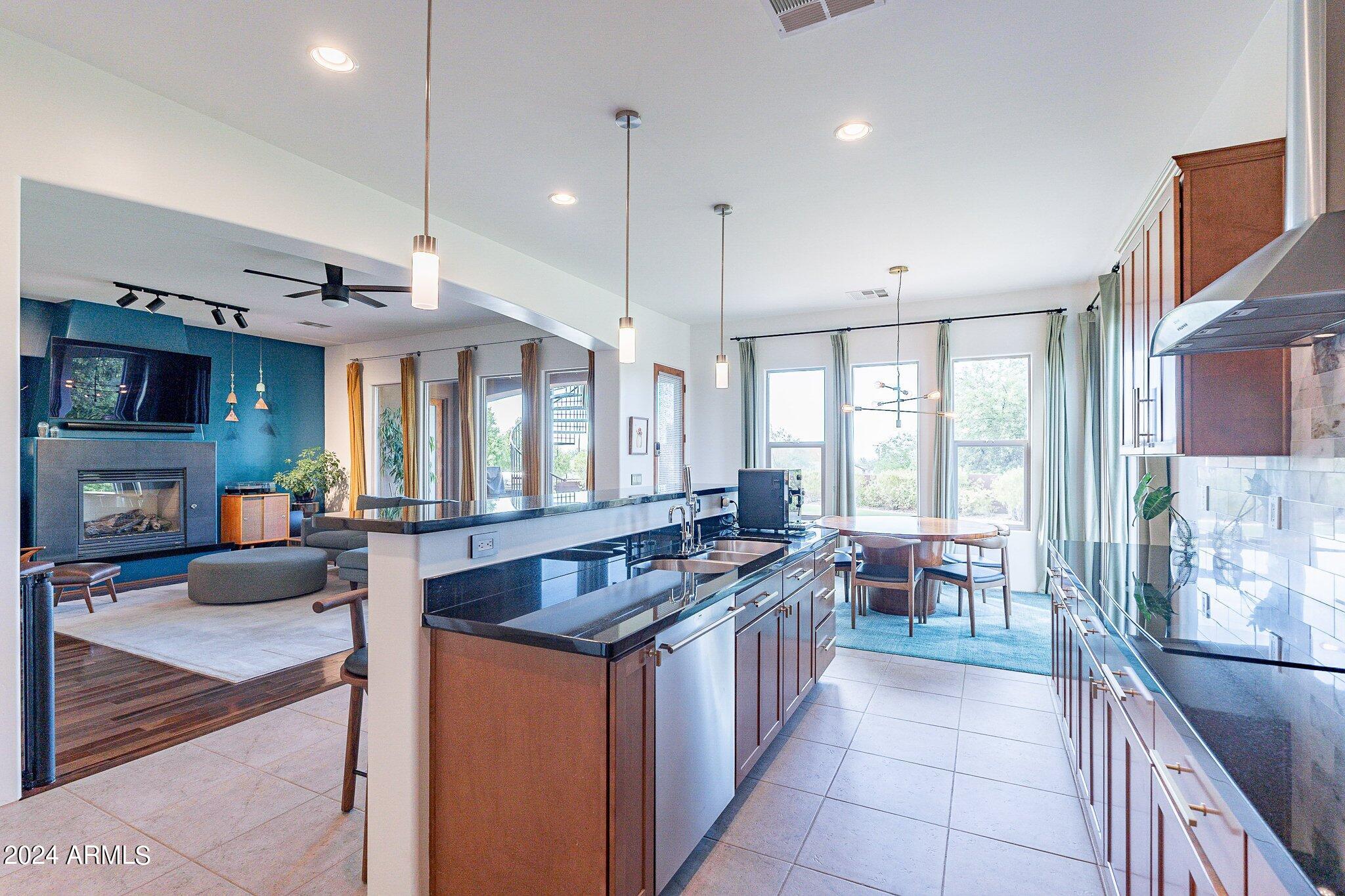 2310 E WINSTON Drive