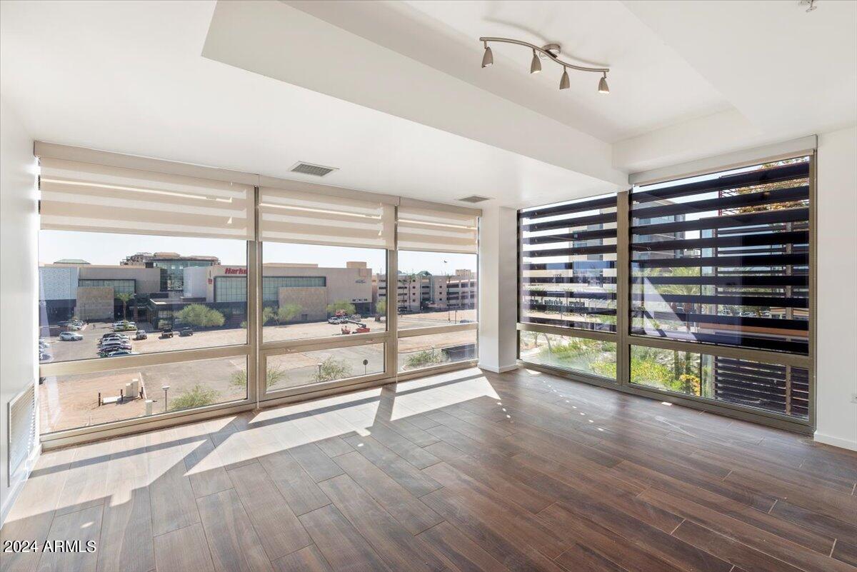 7157 E Rancho Vista Drive # 5004