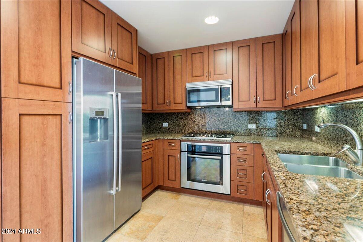 7157 E Rancho Vista Drive # 5004