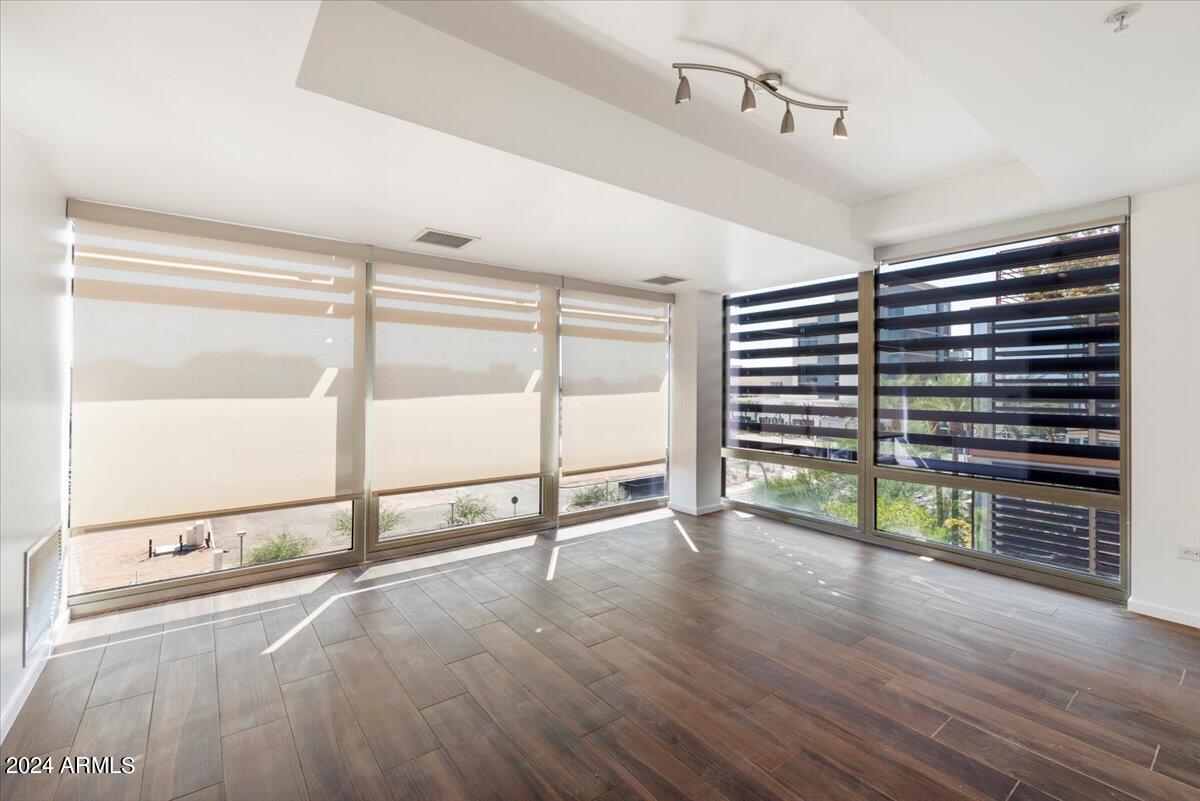 7157 E Rancho Vista Drive # 5004