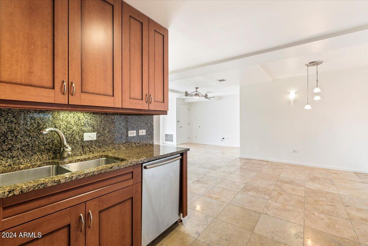 7157 E Rancho Vista Drive # 5004