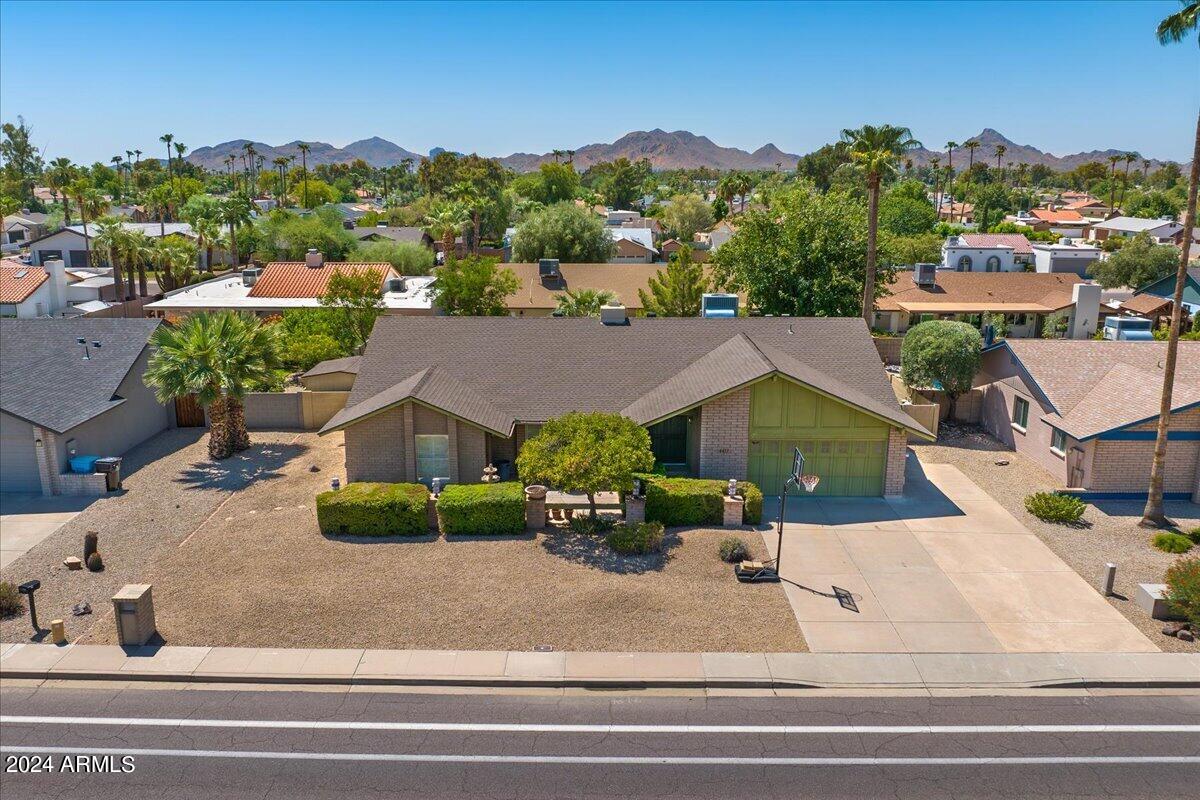 4417 E ACOMA Drive