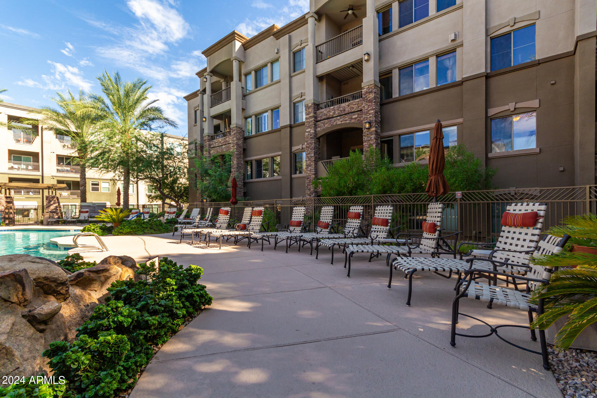 5450 E DEER VALLEY Drive # 4001