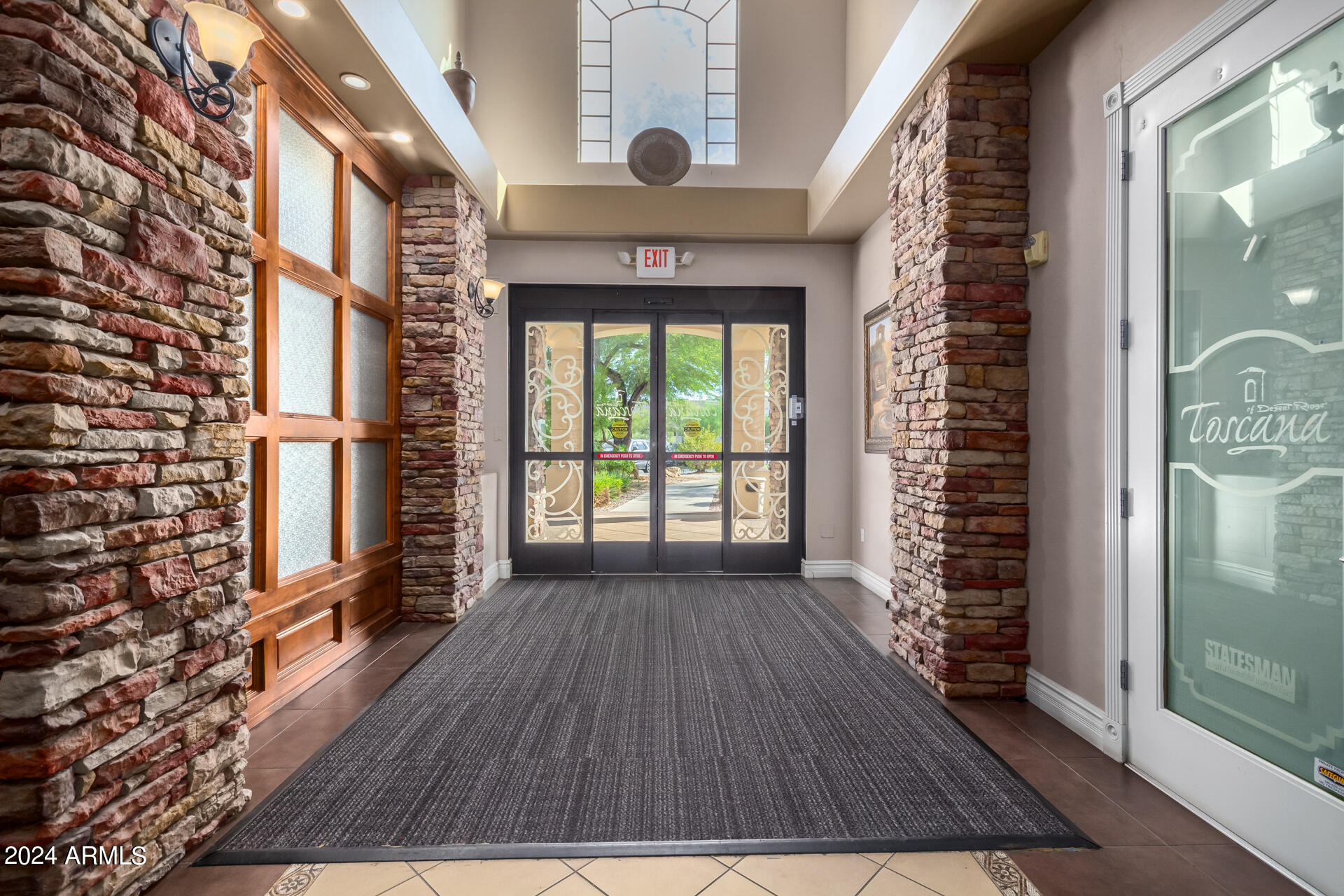 5450 E DEER VALLEY Drive # 4001