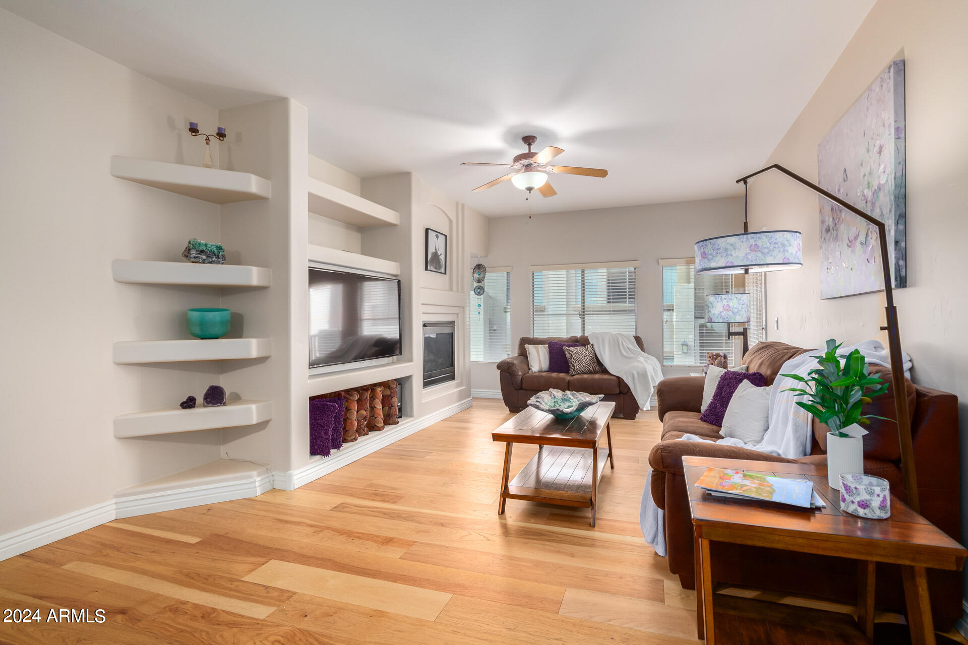5450 E DEER VALLEY Drive # 4001