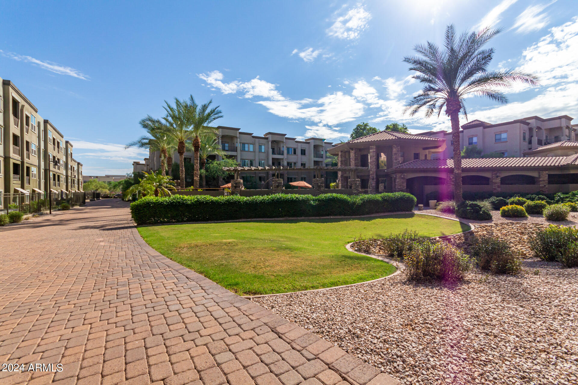 5450 E DEER VALLEY Drive # 4001