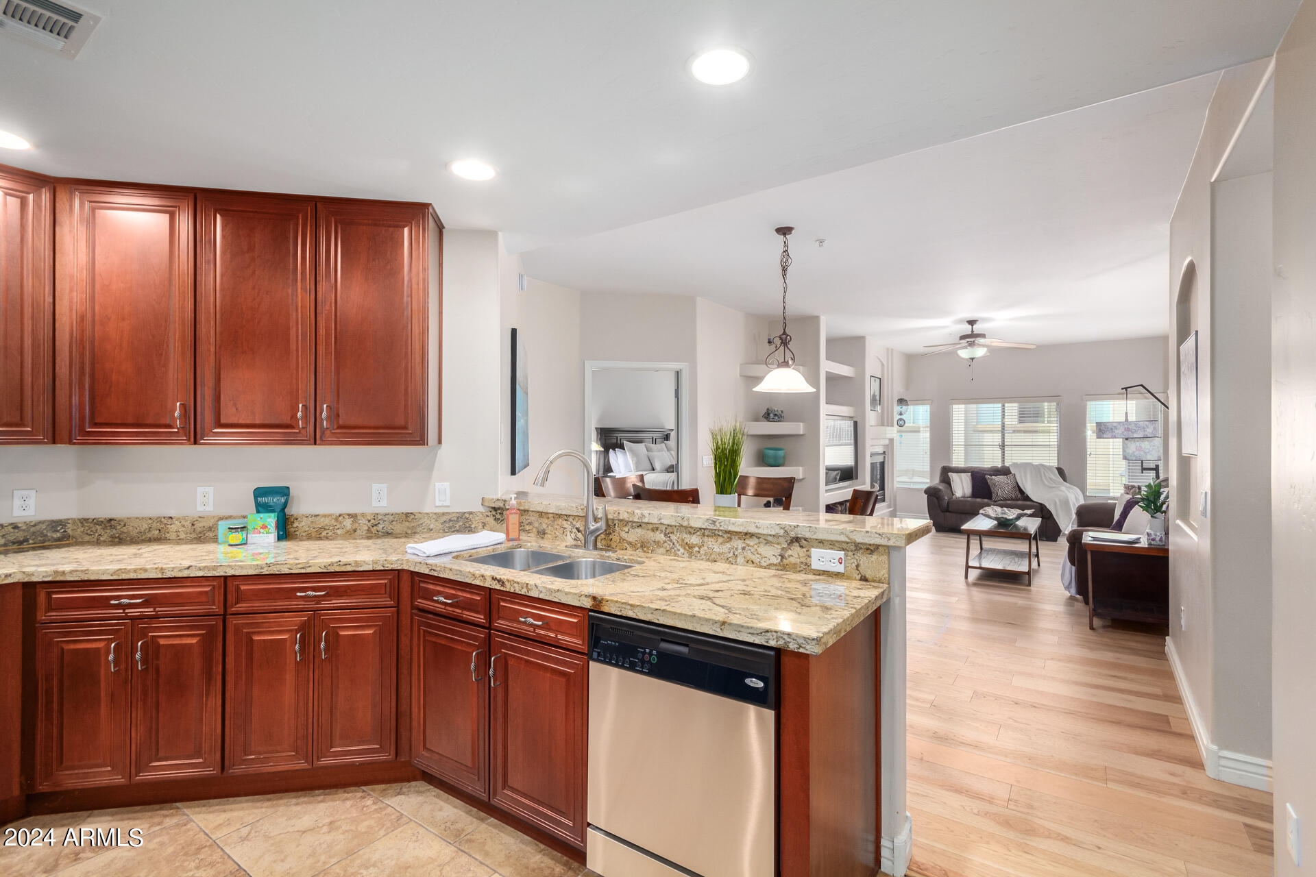 5450 E DEER VALLEY Drive # 4001
