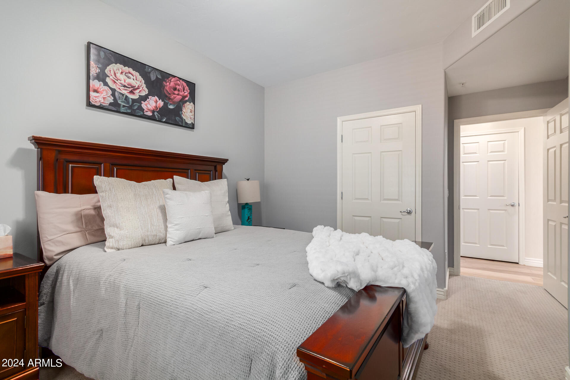5450 E DEER VALLEY Drive # 4001