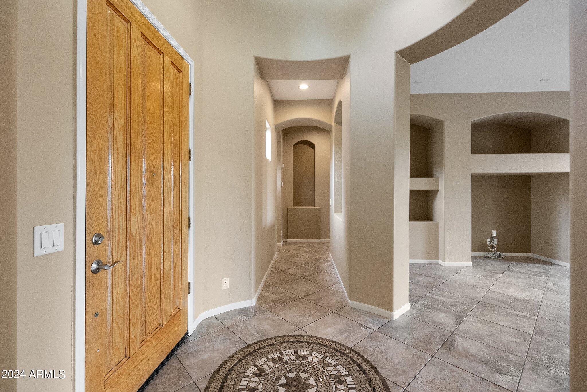 3262 E Oriole Way