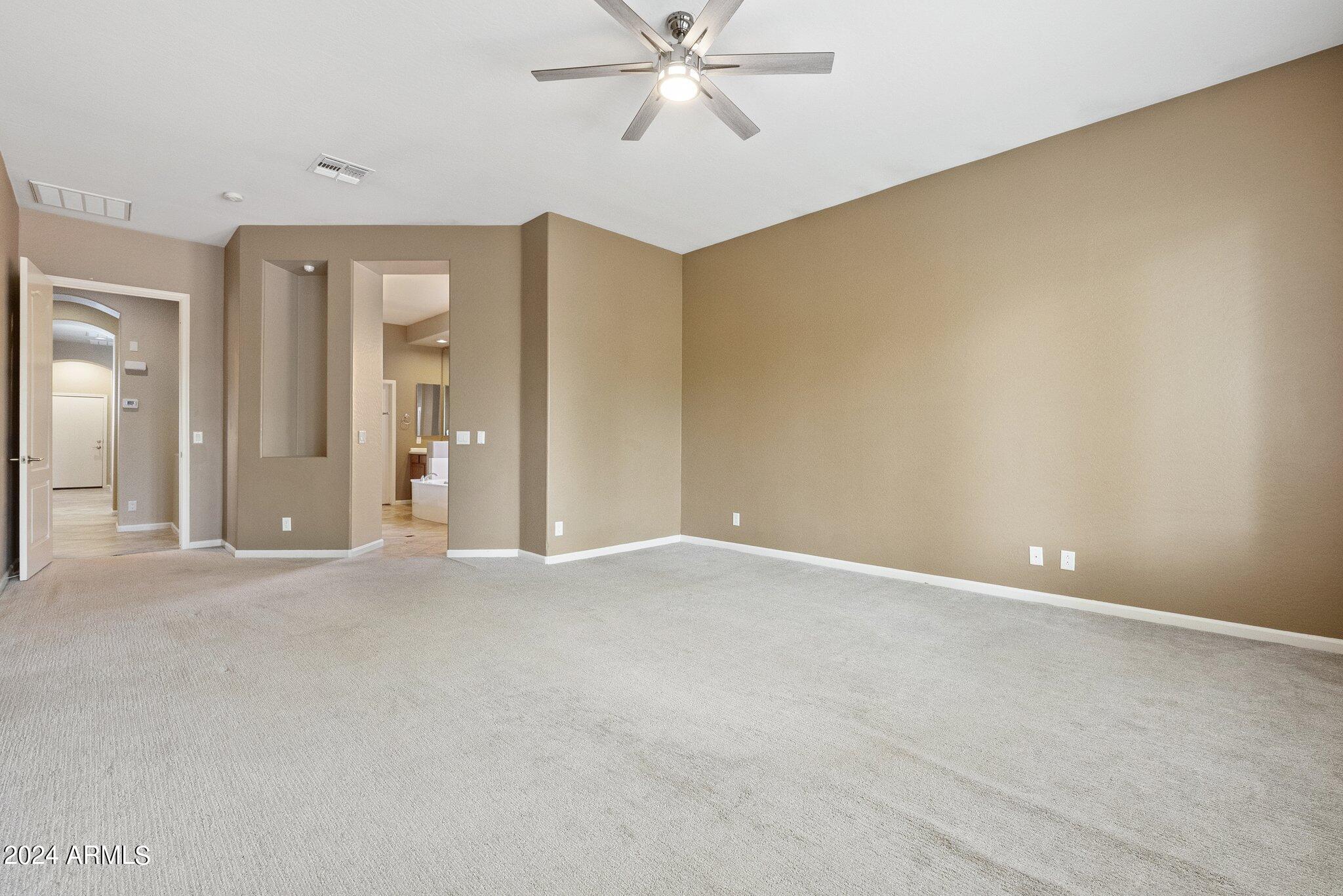3262 E Oriole Way
