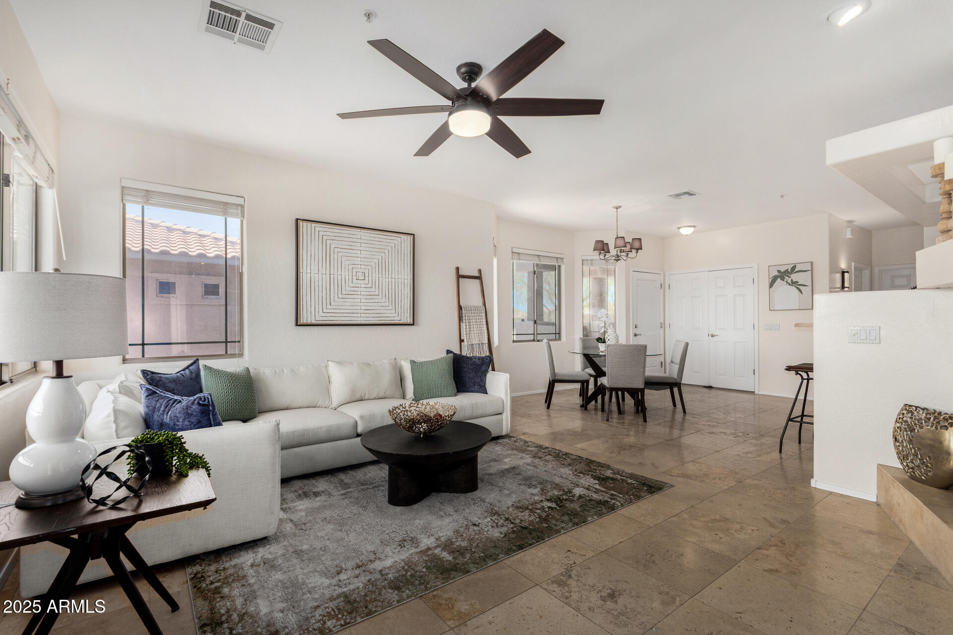 11500 E COCHISE Drive # 2090