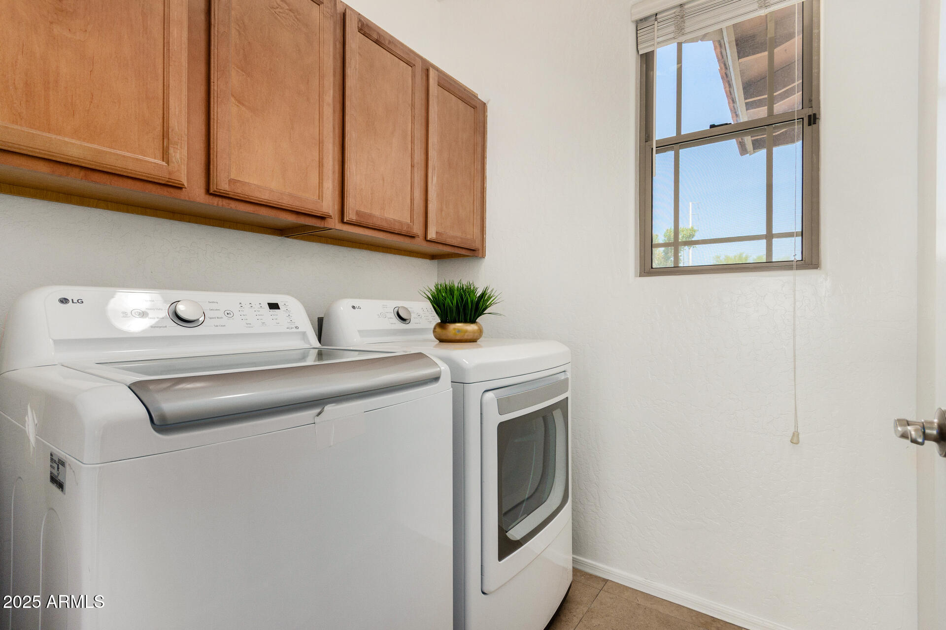 11500 E COCHISE Drive # 2090