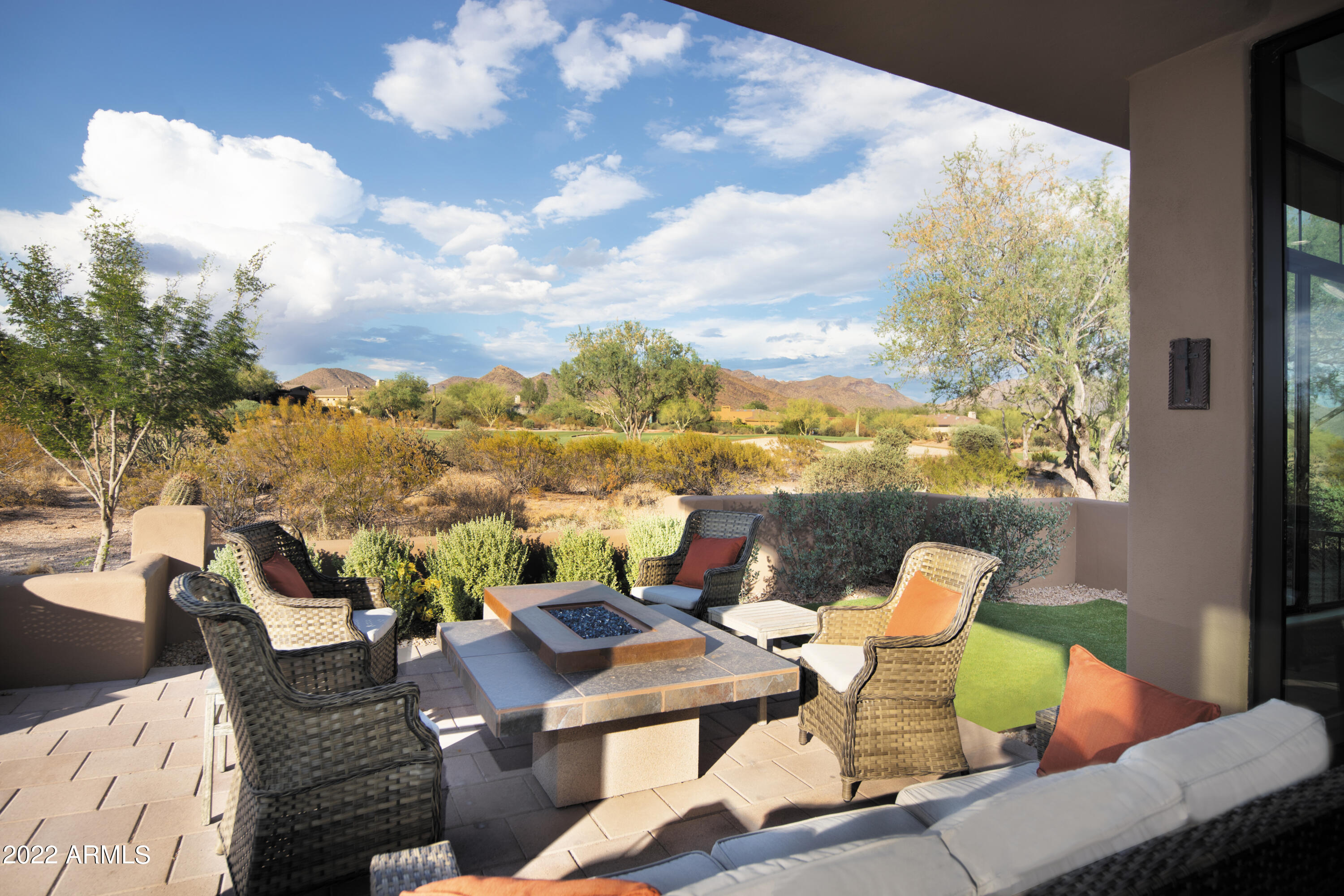 9270 E THOMPSON PEAK Parkway, 346