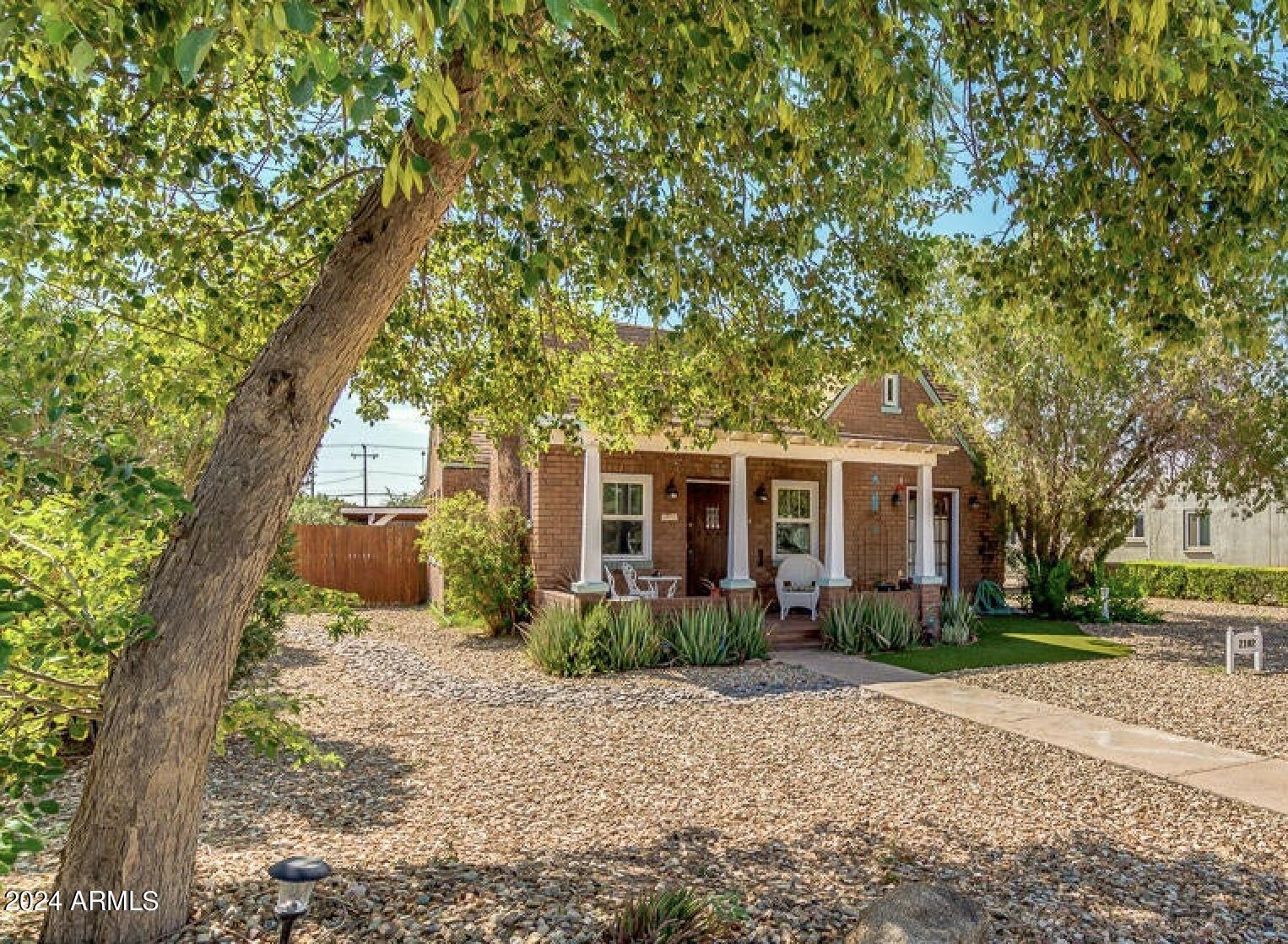 2102 N 24TH Place