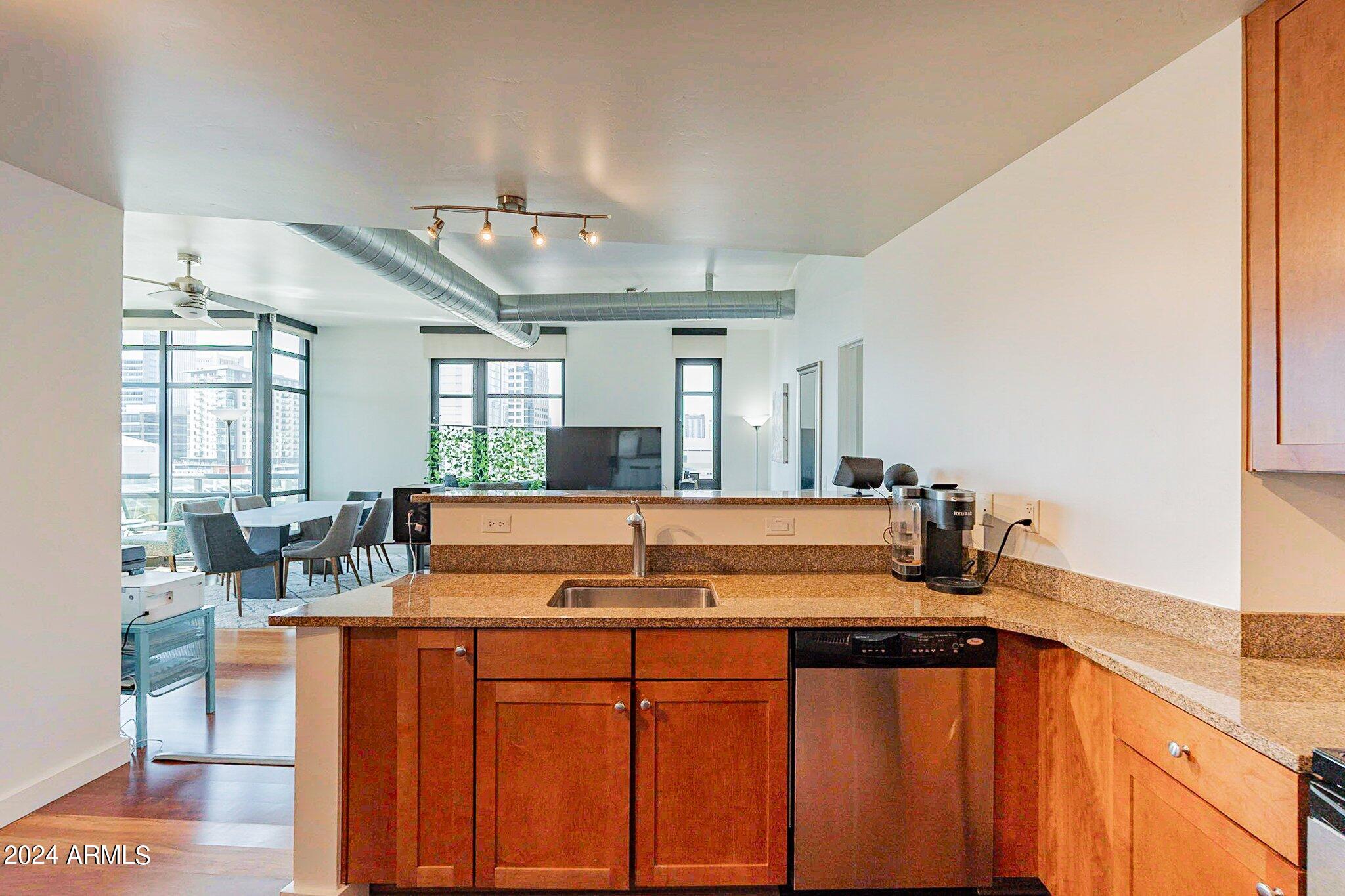 310 S 4TH Street # 905