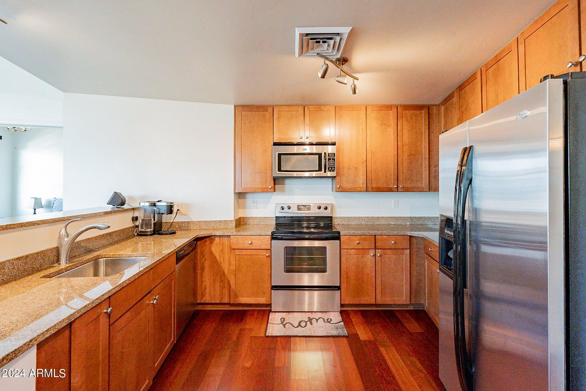 310 S 4TH Street # 905