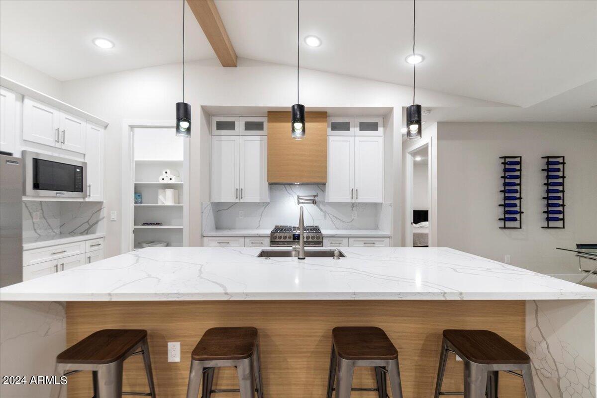5227 E Canyon View Court
