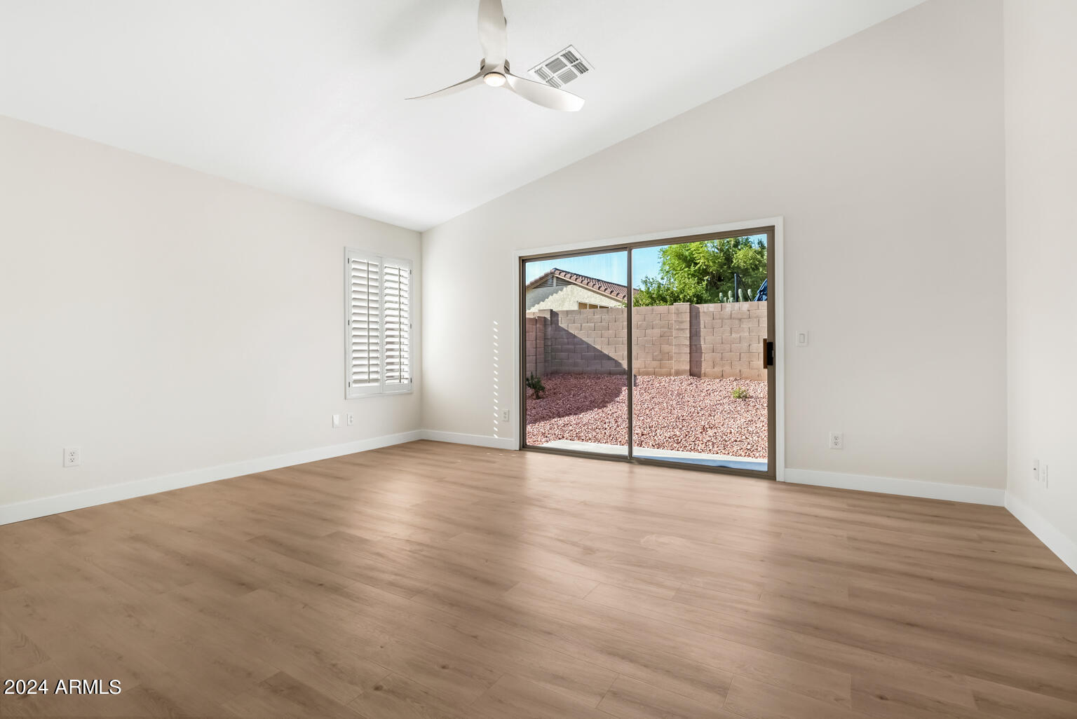 7464 W LONE CACTUS Drive