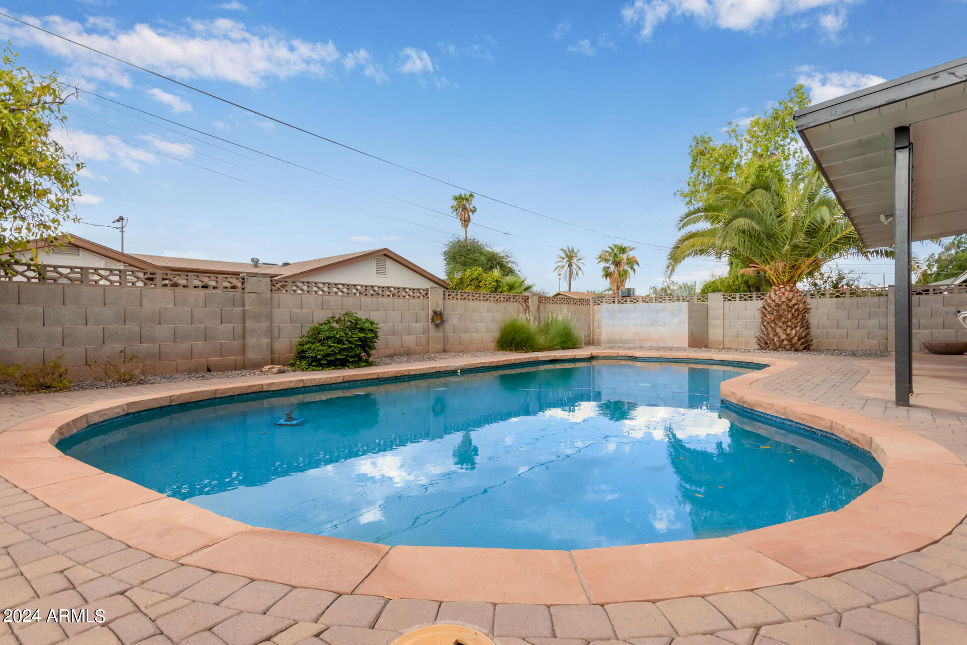 1228 E WESLEYAN Drive