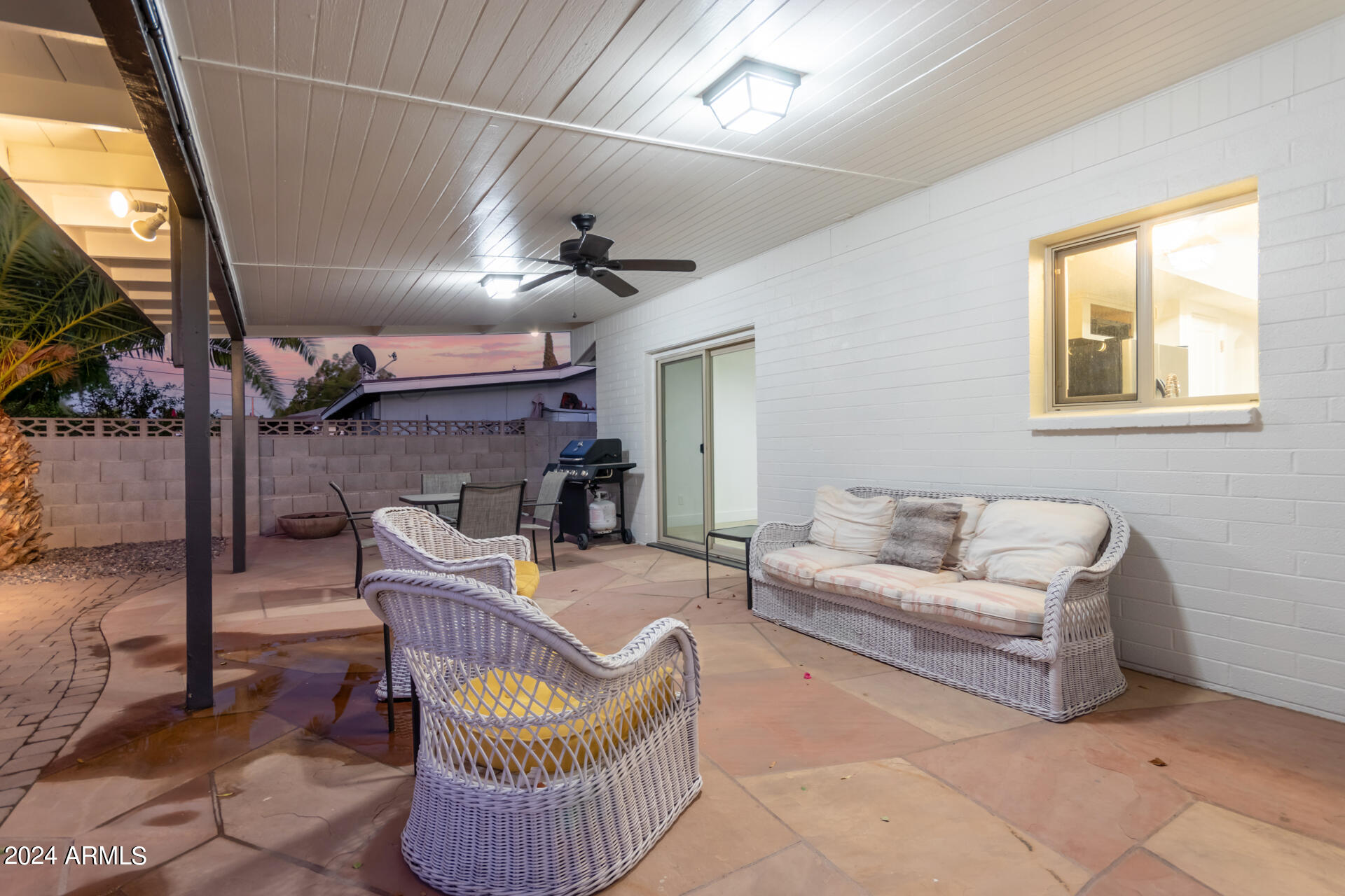 1228 E WESLEYAN Drive