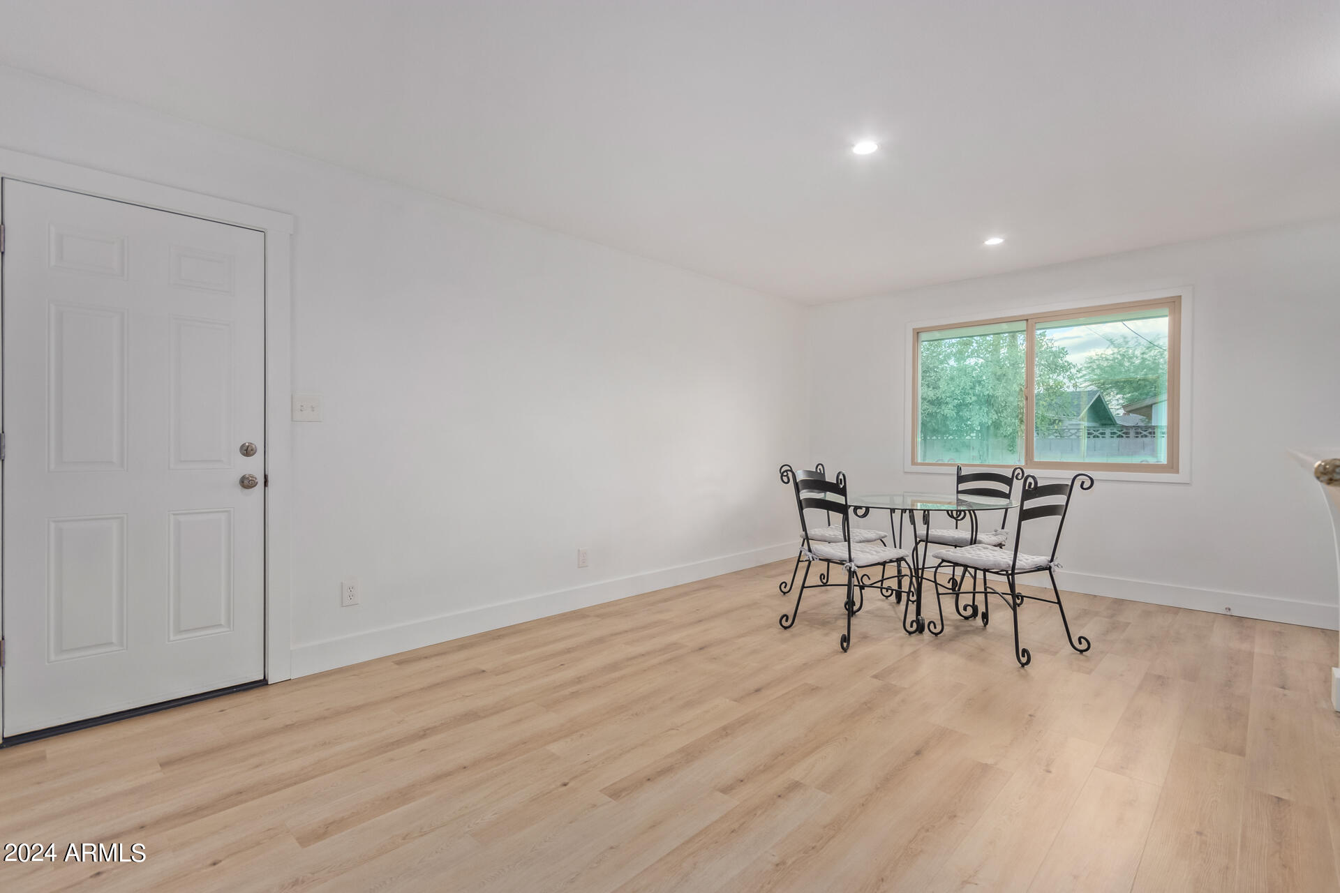 1228 E WESLEYAN Drive