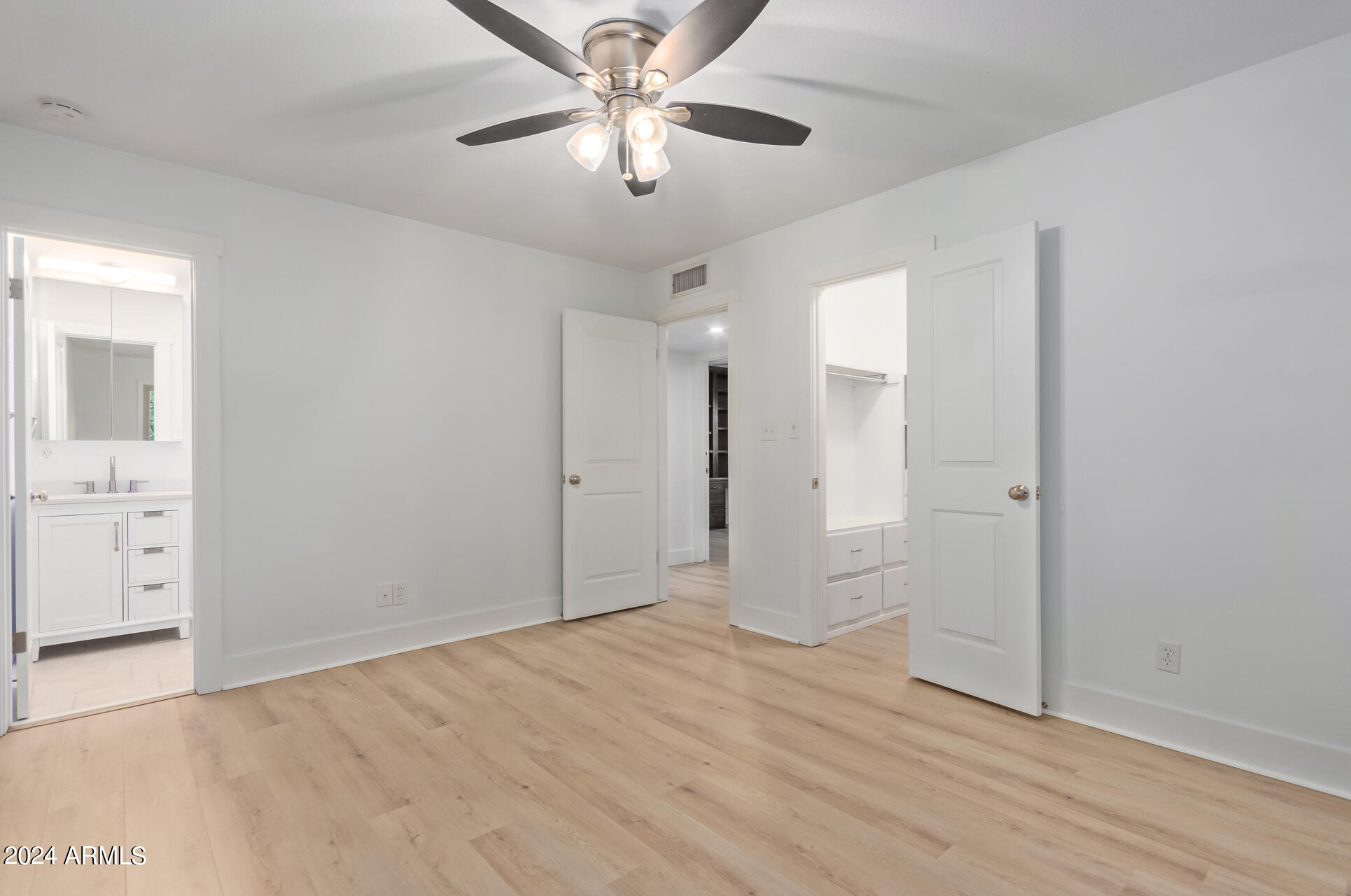 1228 E WESLEYAN Drive