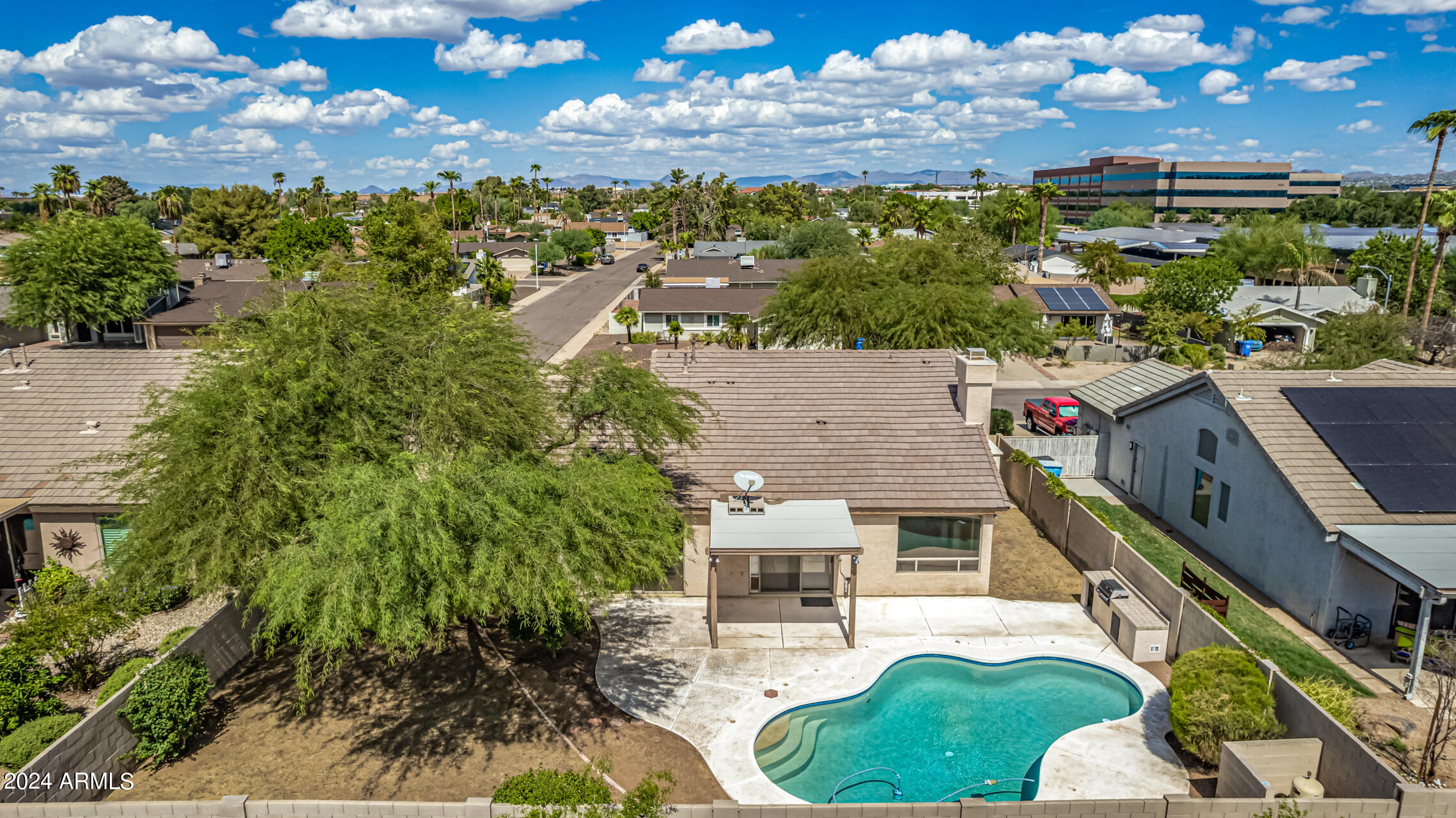 6925 E PARADISE Lane