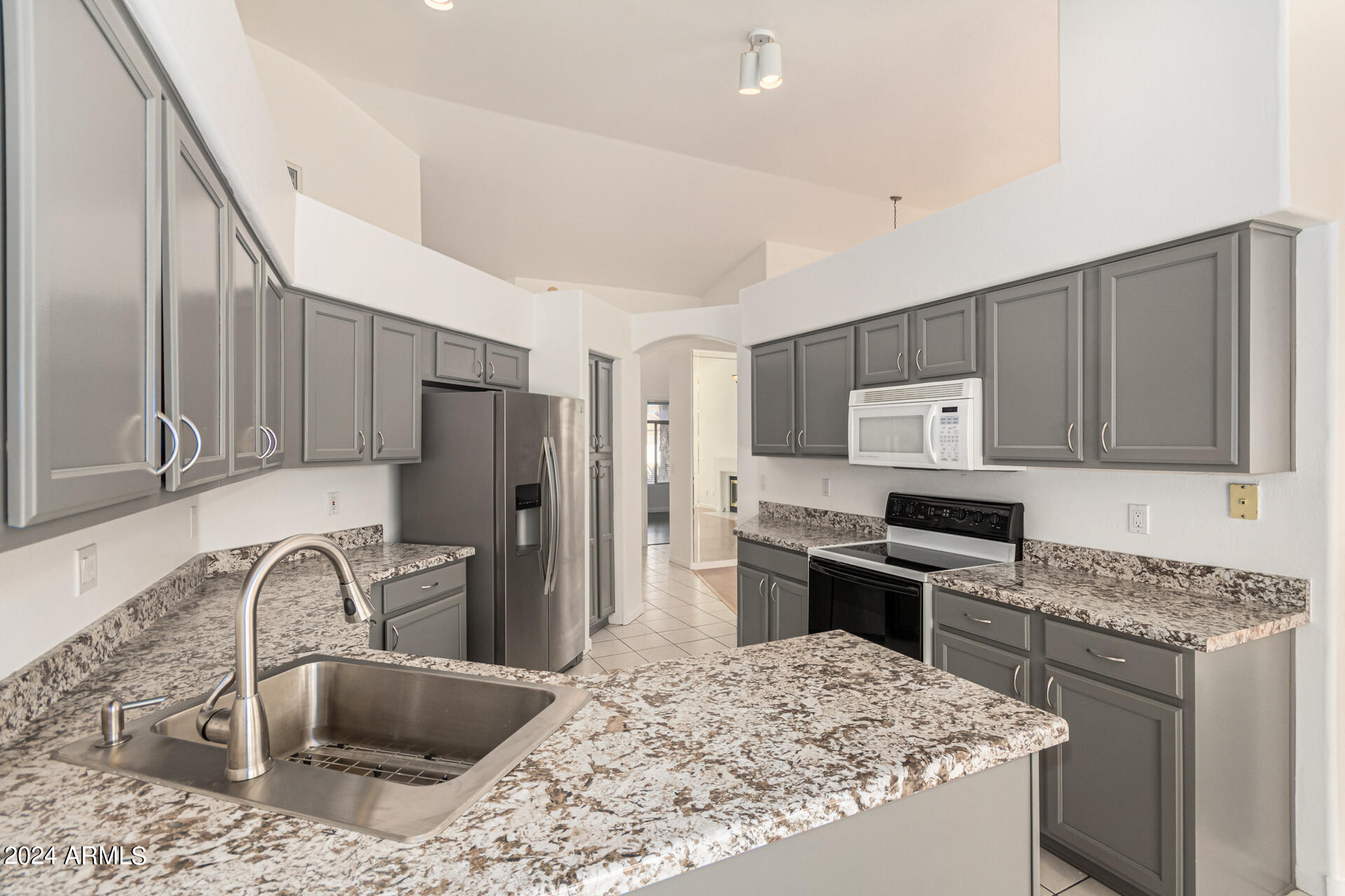 6925 E PARADISE Lane