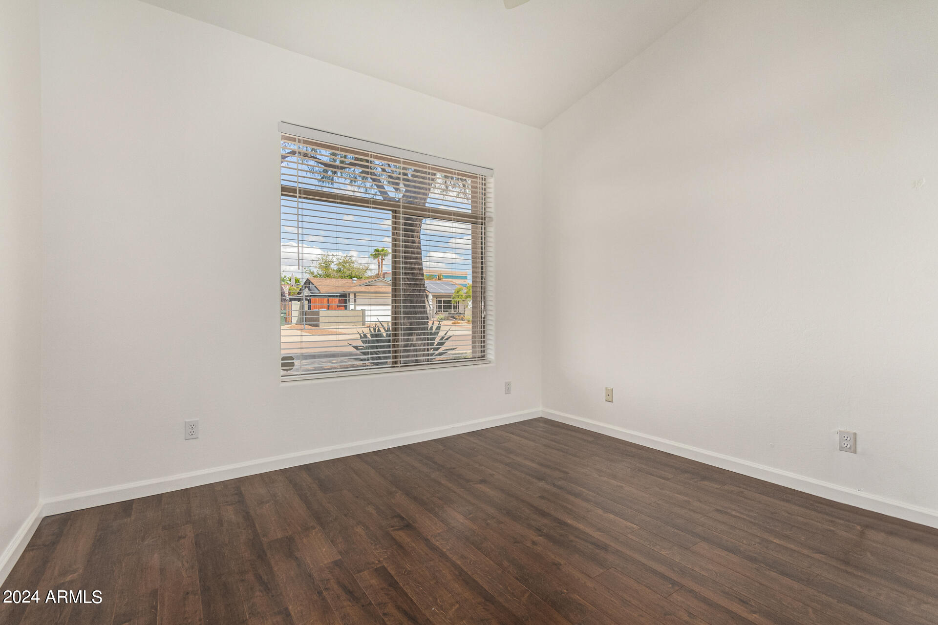 6925 E PARADISE Lane